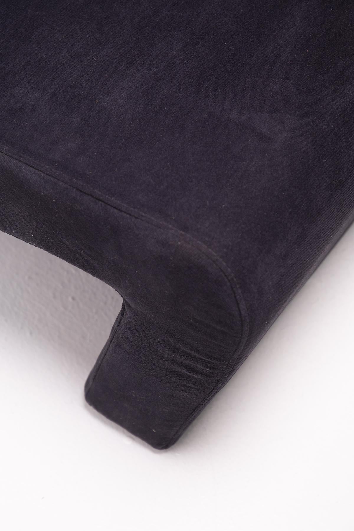 Italian Sofa in Black Velvet and Steel by MDF Italia For Sale 2