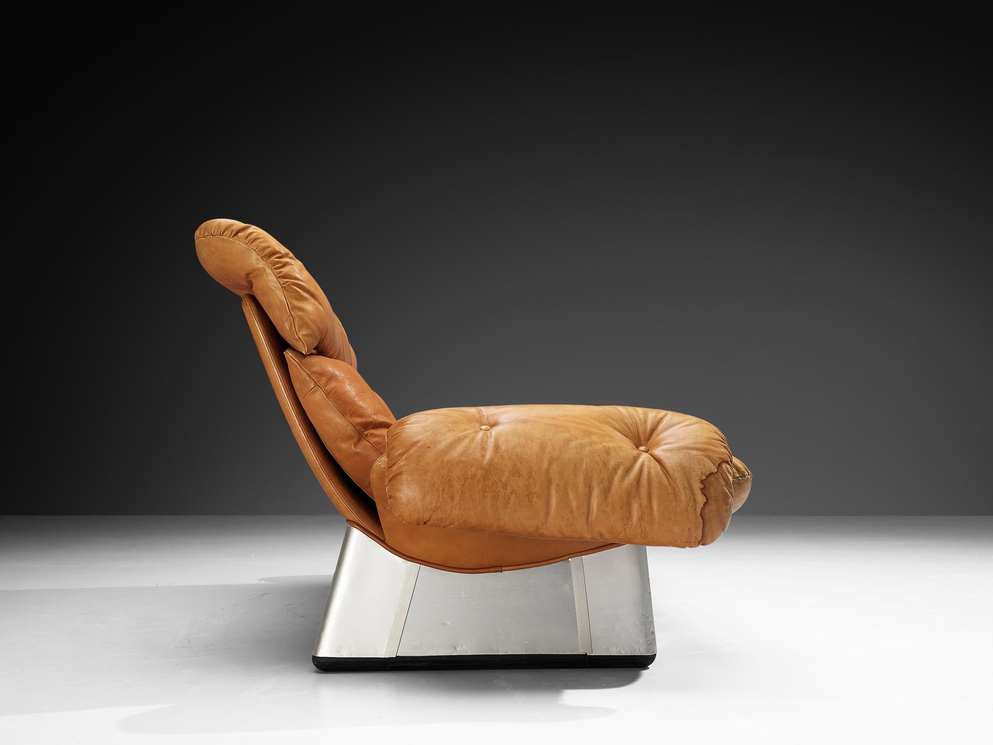 Italian Sofa in Cognac Leather and Aluminum en vente 1