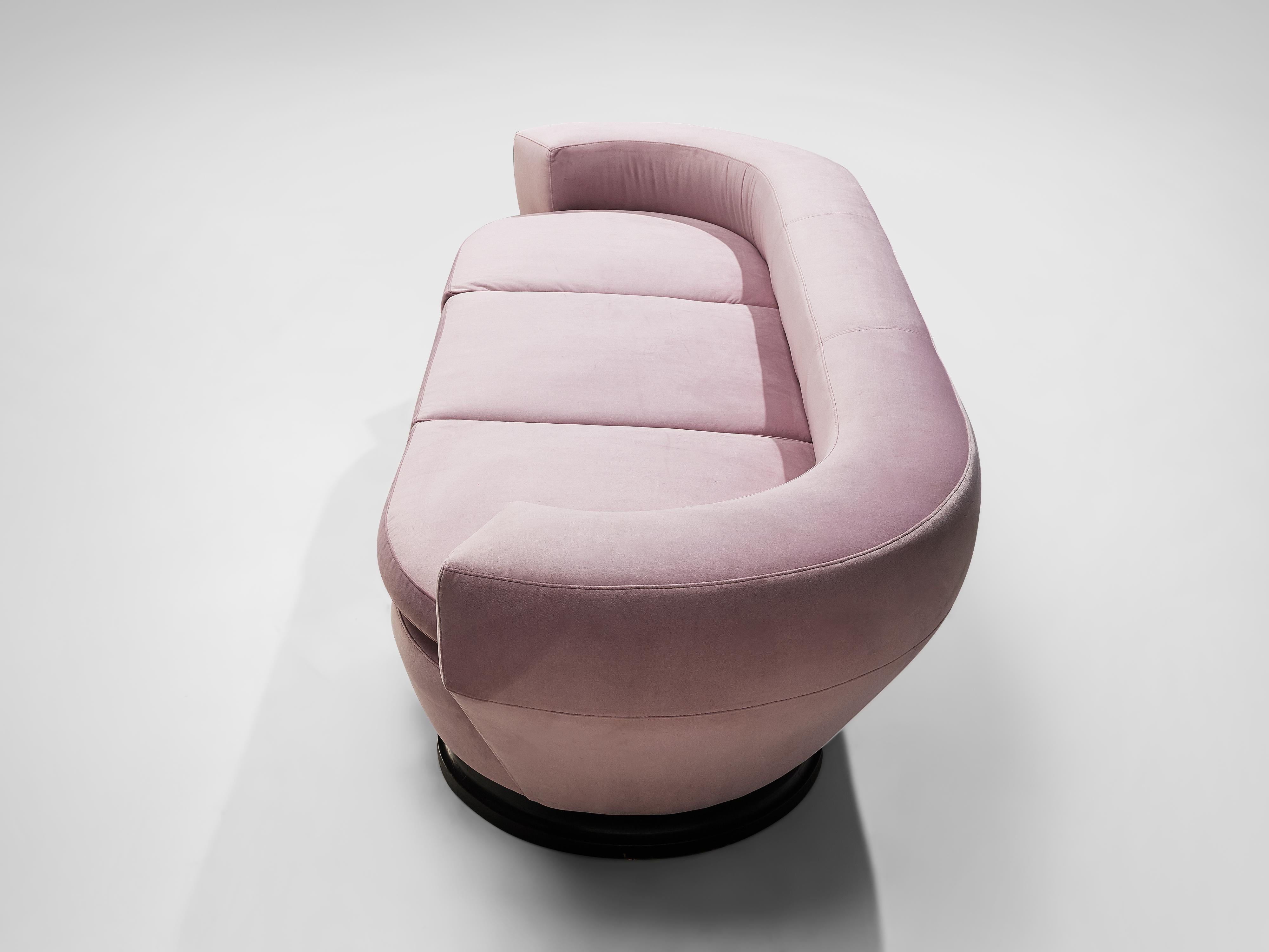 Mid-20th Century Italian Sofa in Soft Pink Upholstery 