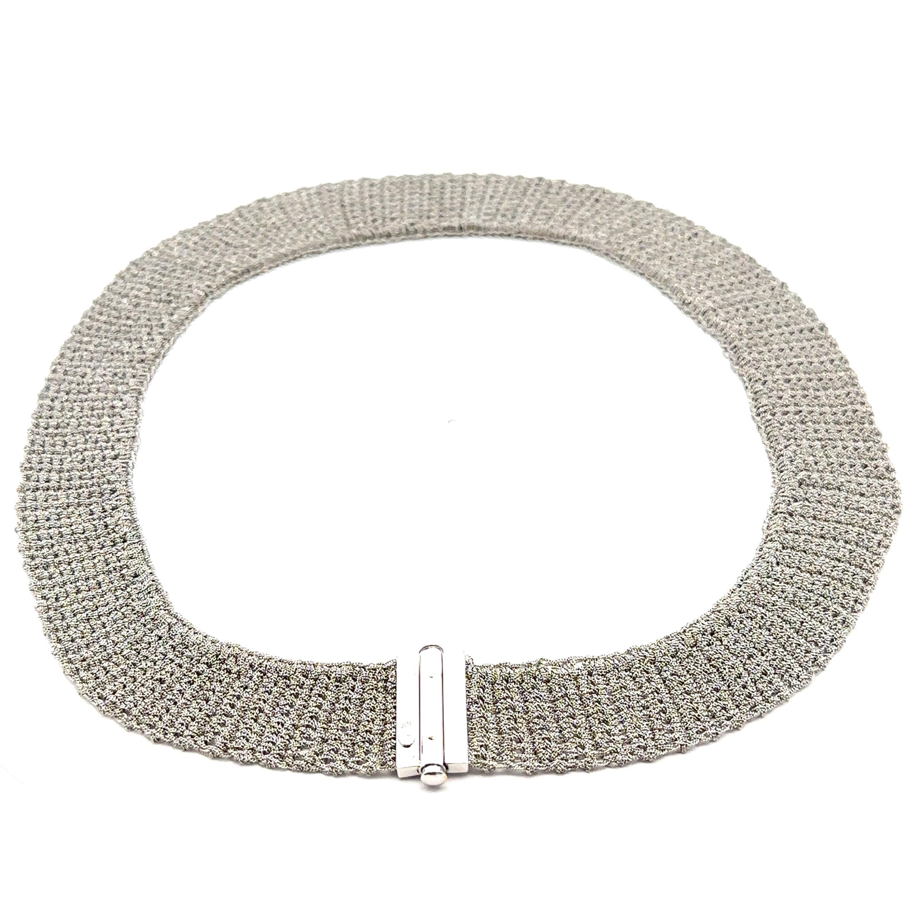 MATERIAL: Massives 14k Weißgold
Gewicht: 57,87 Gramm
Kette Typ: Diamantschliffe Maschenglied
Kettenlänge: 17 Zoll
Kettenbreite: 18,9 mm (0,74