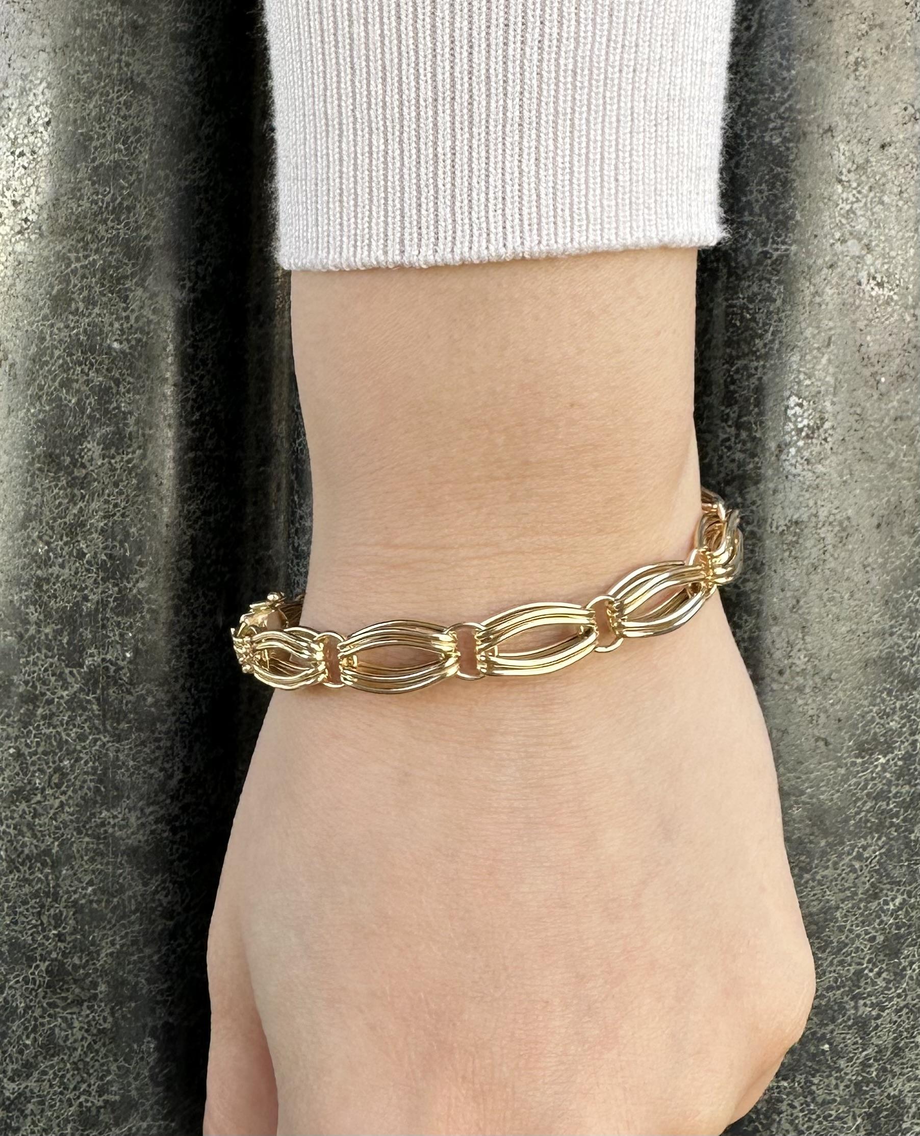 Italian Solid 14k Yellow Gold Open Wire Link Bracelet w/ Push Clasp Safety Latch en vente 5