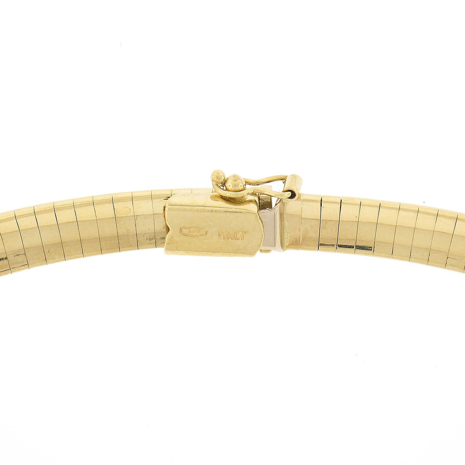 Collier italien en or jaune massif 18 carats à maillons Omega de 18 pouces avec fermoir à poussoir en vente 1