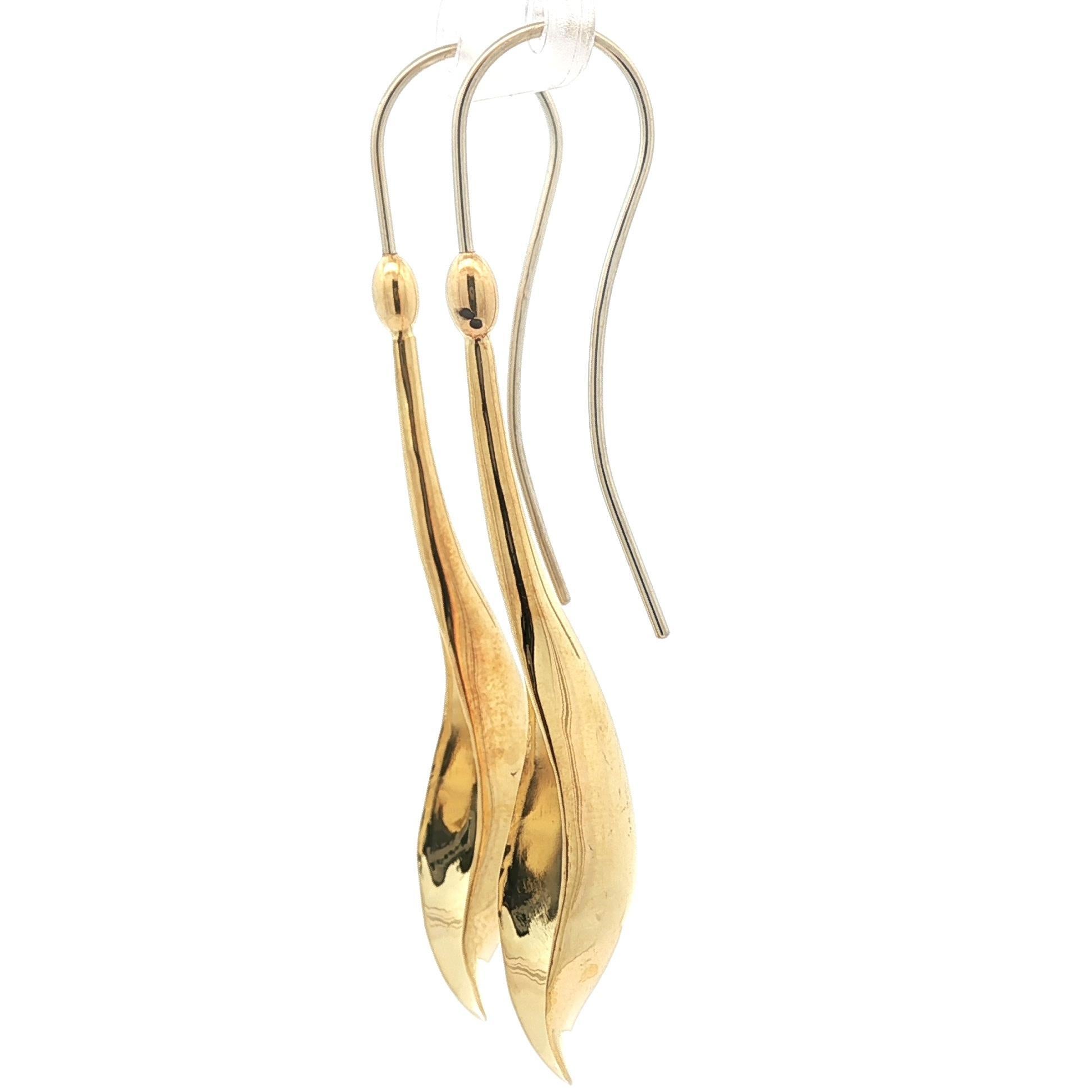 Italian Solid 18k Yellow Gold Long Leaf Dangle Drop Hook Earrings For Sale 7