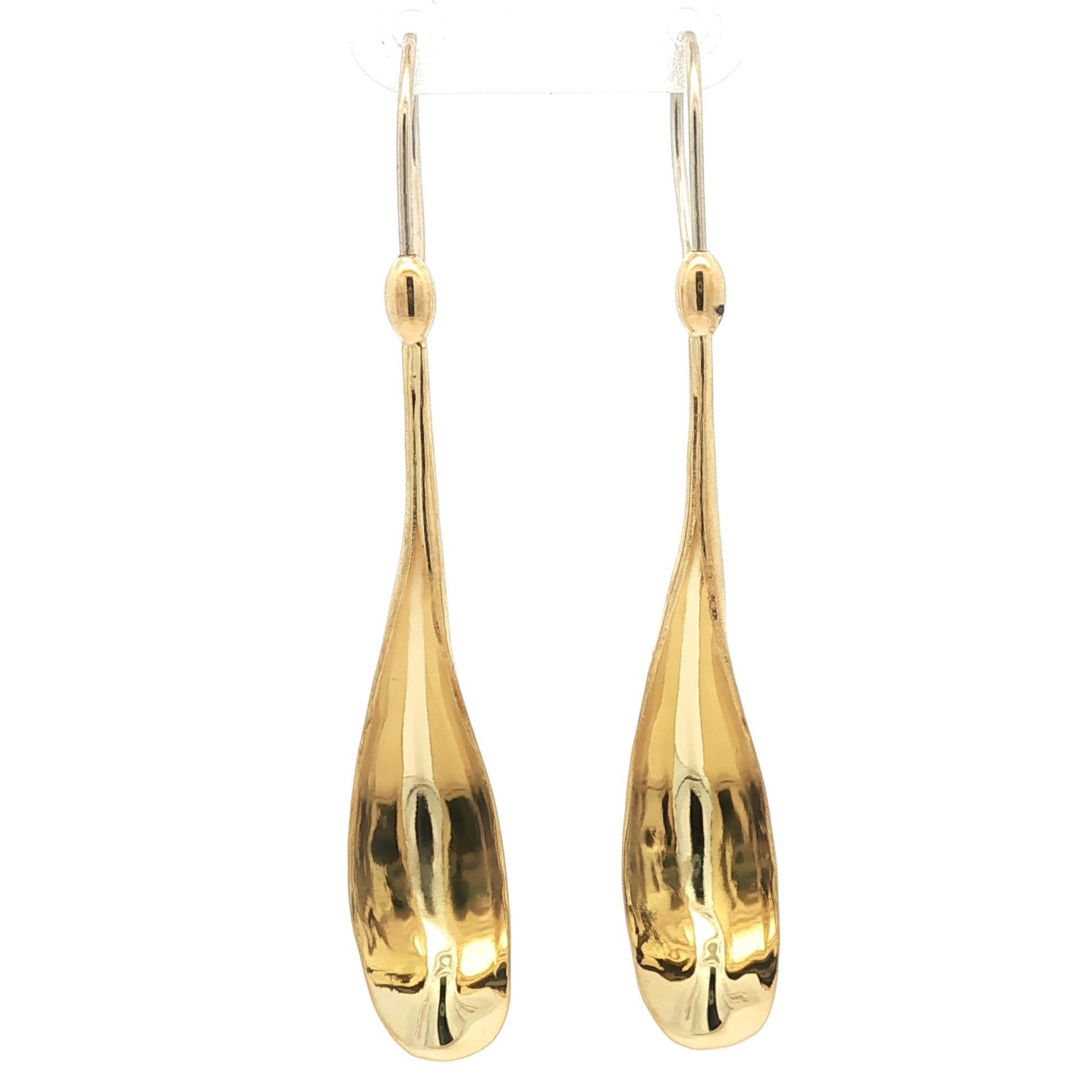 Italian Solid 18k Yellow Gold Long Leaf Dangle Drop Hook Earrings For Sale 4