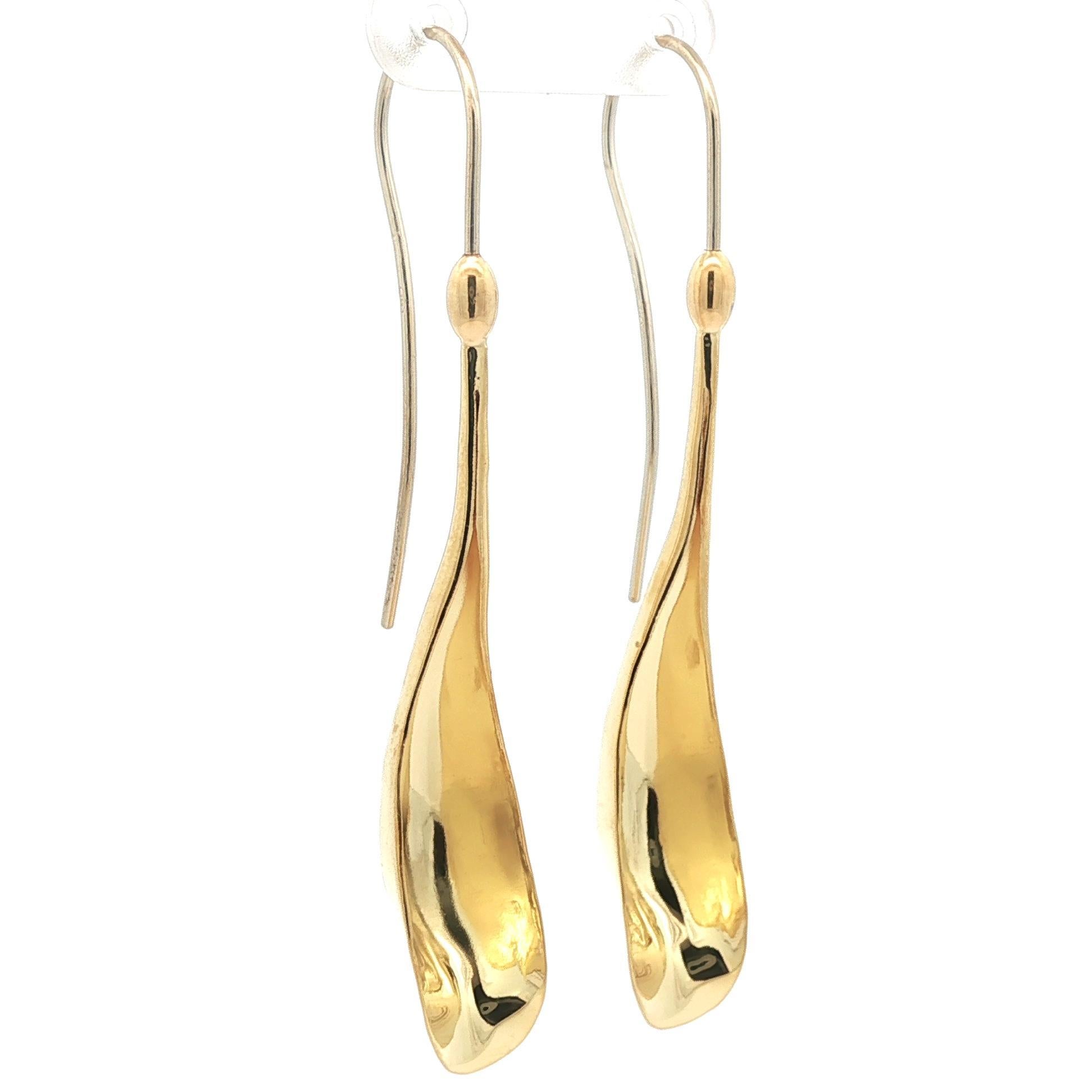 Italian Solid 18k Yellow Gold Long Leaf Dangle Drop Hook Earrings For Sale 5