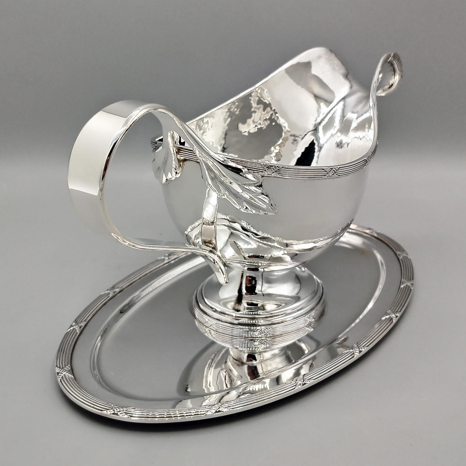 Italienisch Massiv 800 Silber Louis XVI Stile Sauciere mit Souce Löffel im Angebot 5