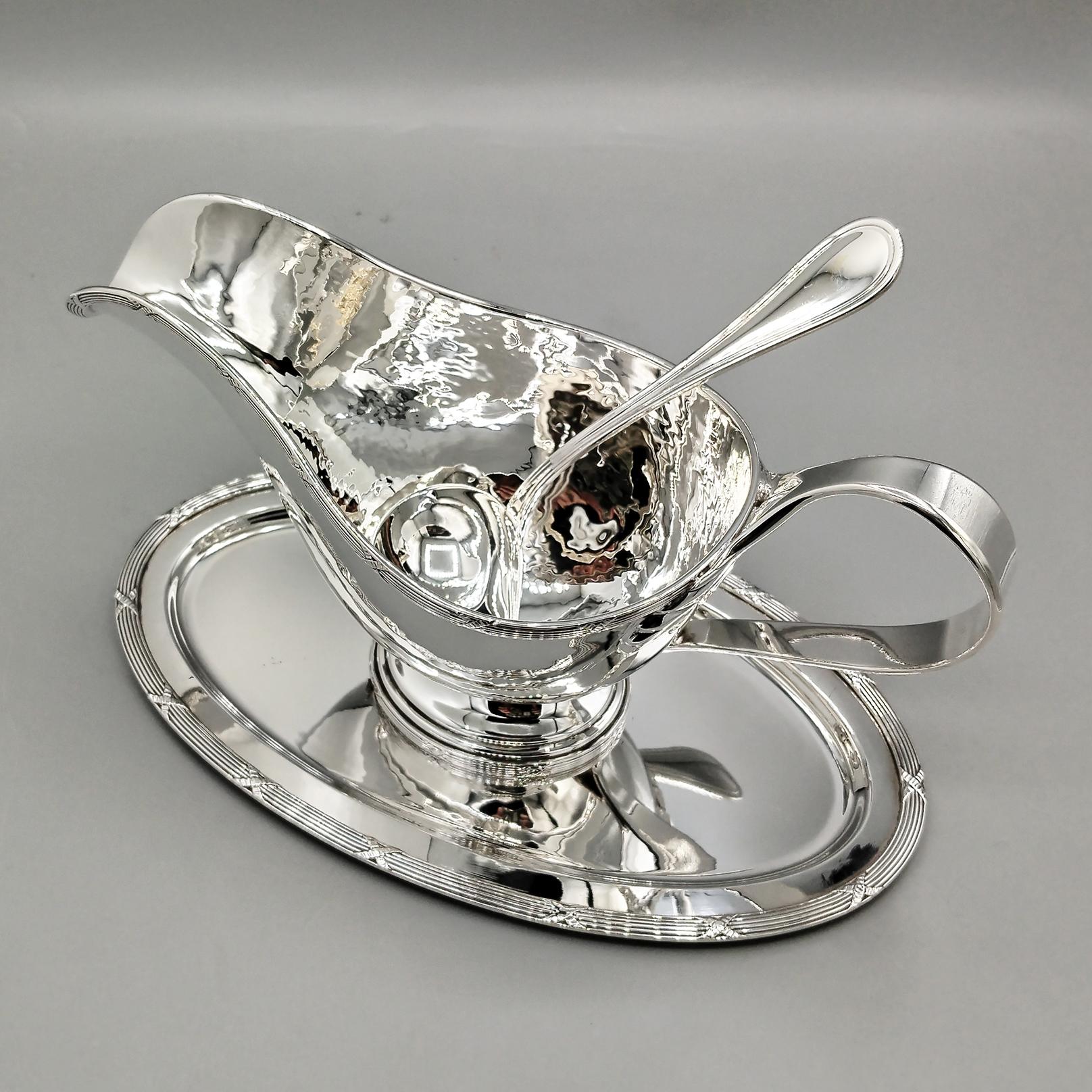 Italienisch Massiv 800 Silber Louis XVI Stile Sauciere mit Souce Löffel im Angebot 12