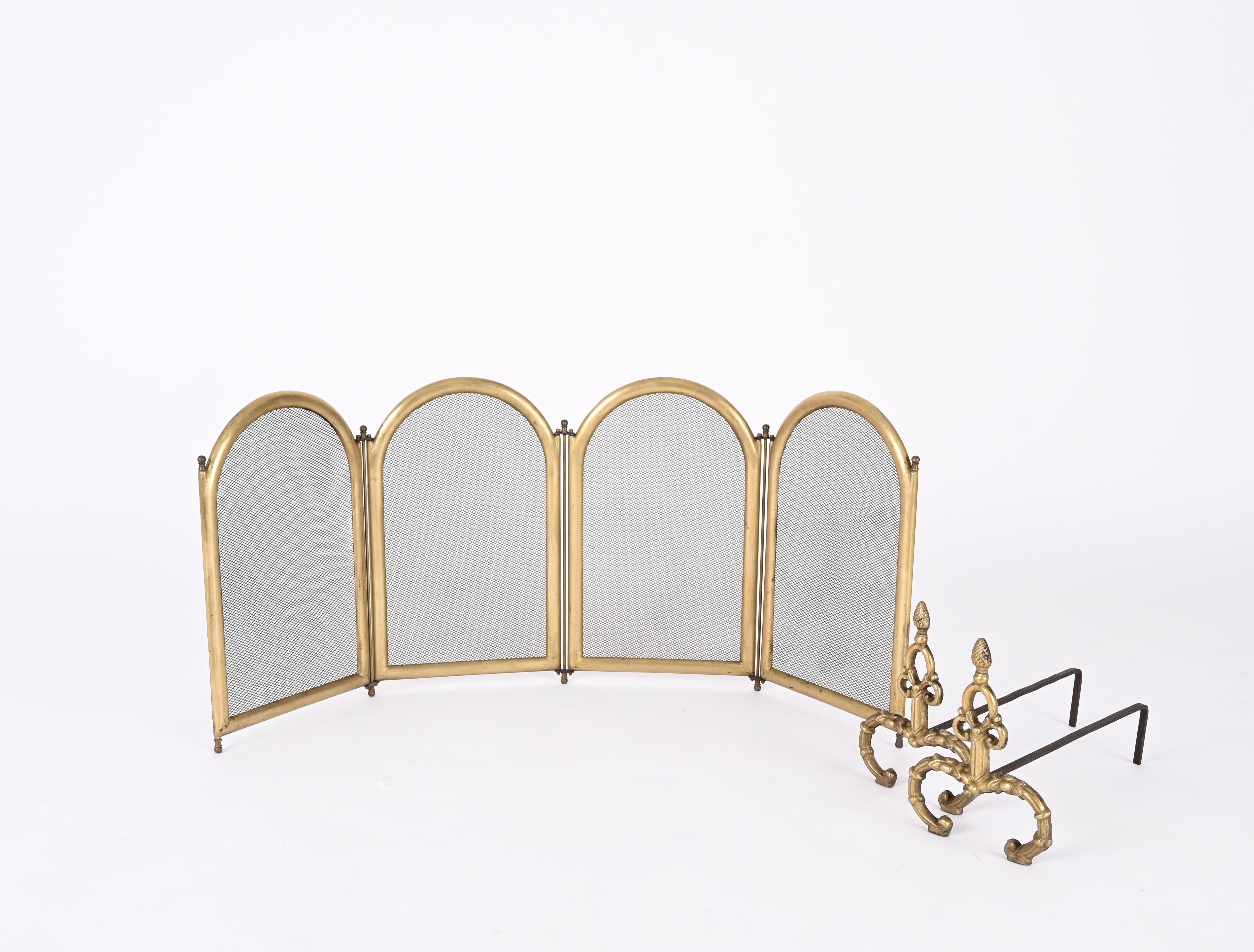Hand-Crafted Italian Solid Brass Folding Fireplace Screen or Fire Guard, Italy 1960s For Sale