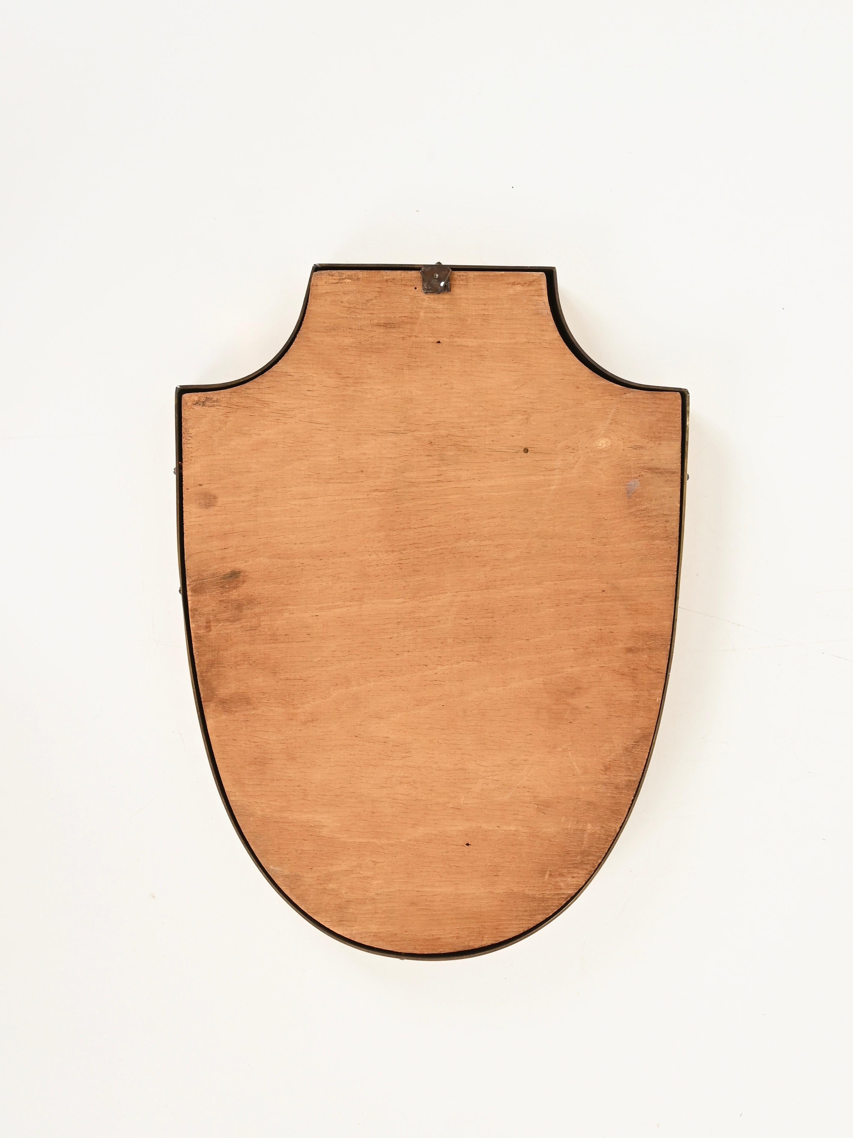 Italian Solid Brass Shield-Shaped Mirror, Gio Ponti Style, 1950s in vendita 1