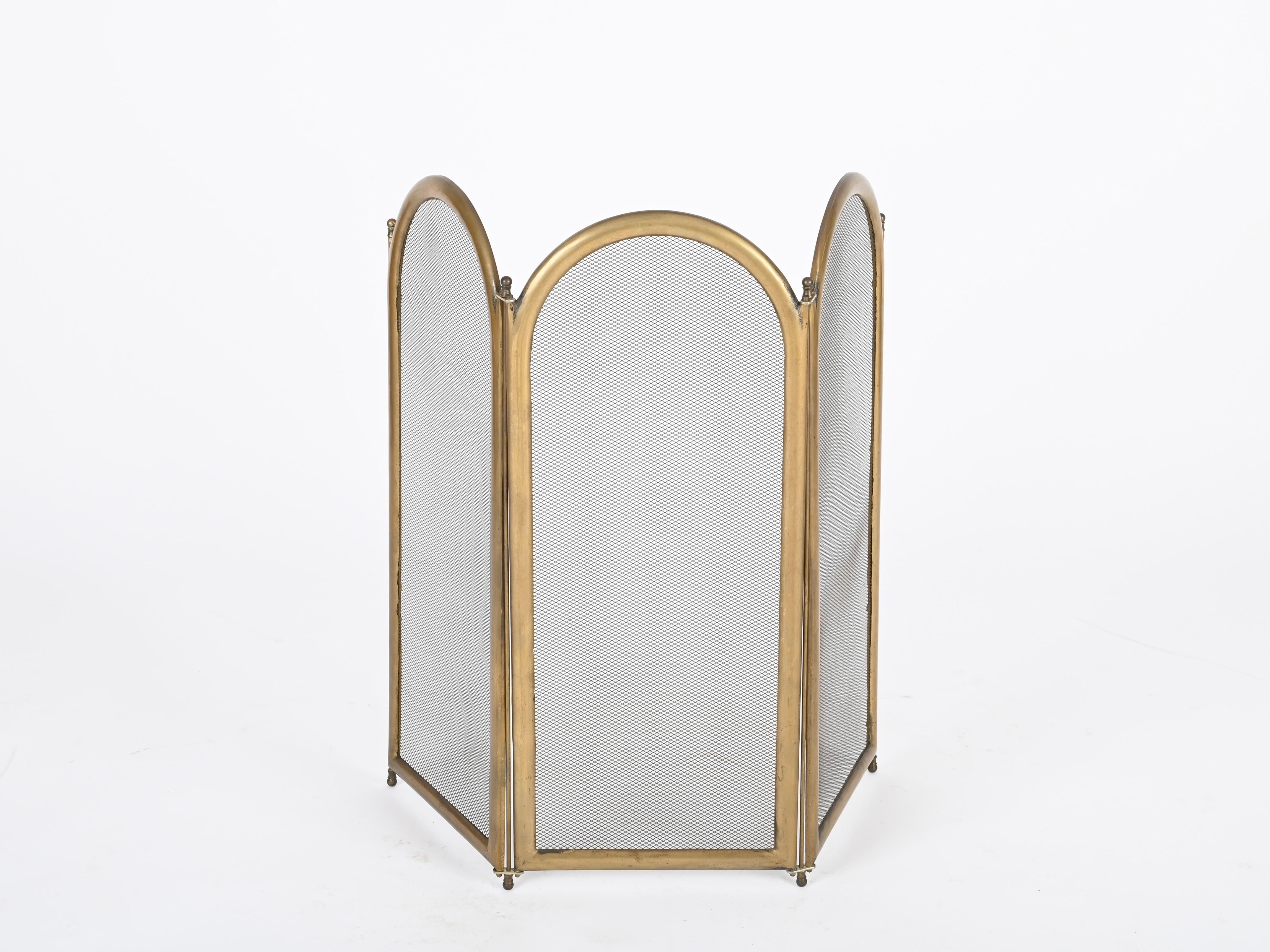 Hand-Crafted Italian Solid Brass Triple Folding Fire Screen or Fire Guard, Italy 1960s