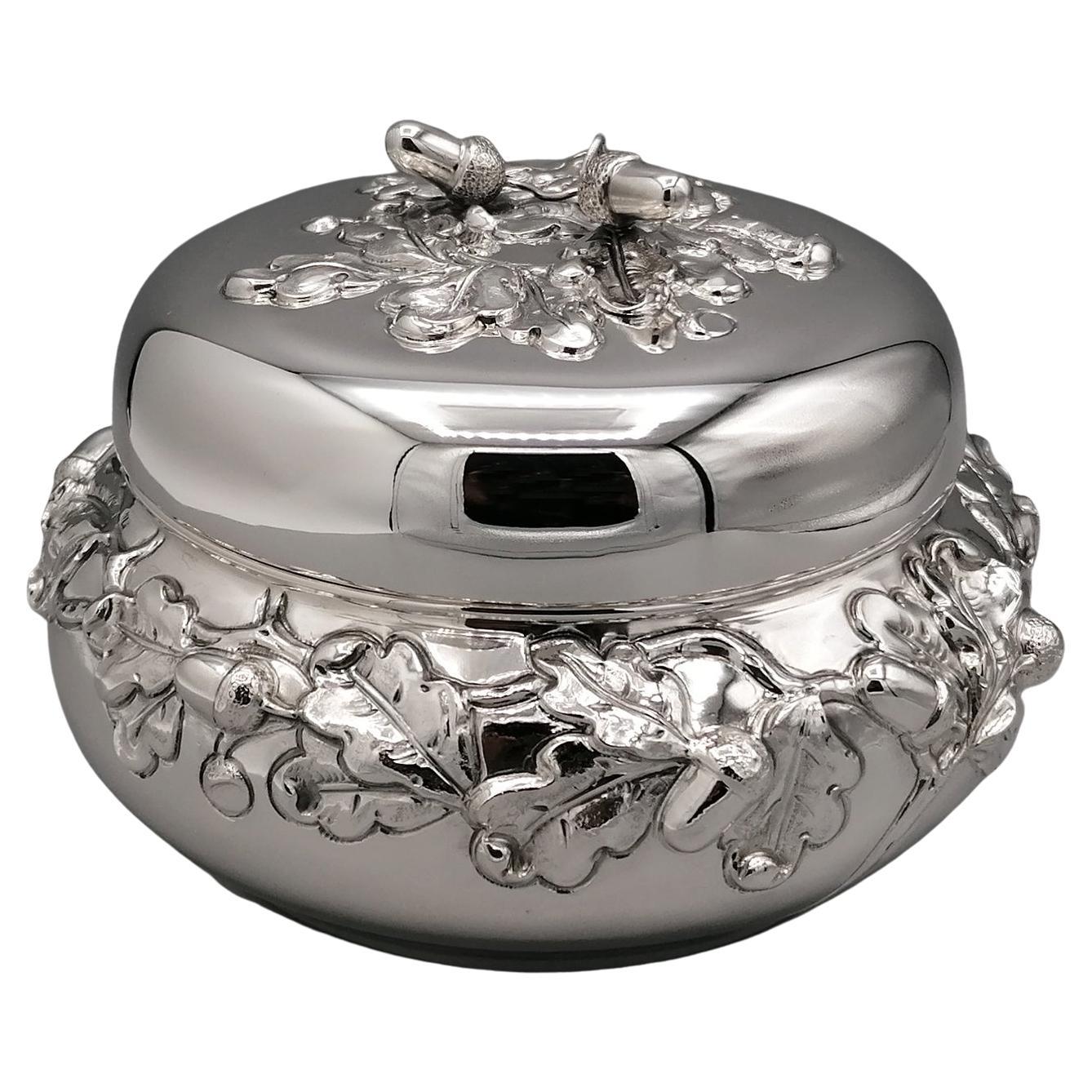 Italian Solid Silver decorative Round Box  For Sale