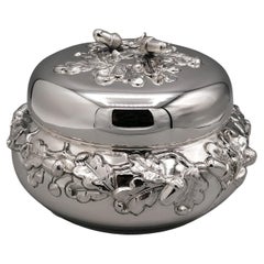 Caja redonda decorativa de plata maciza italiana