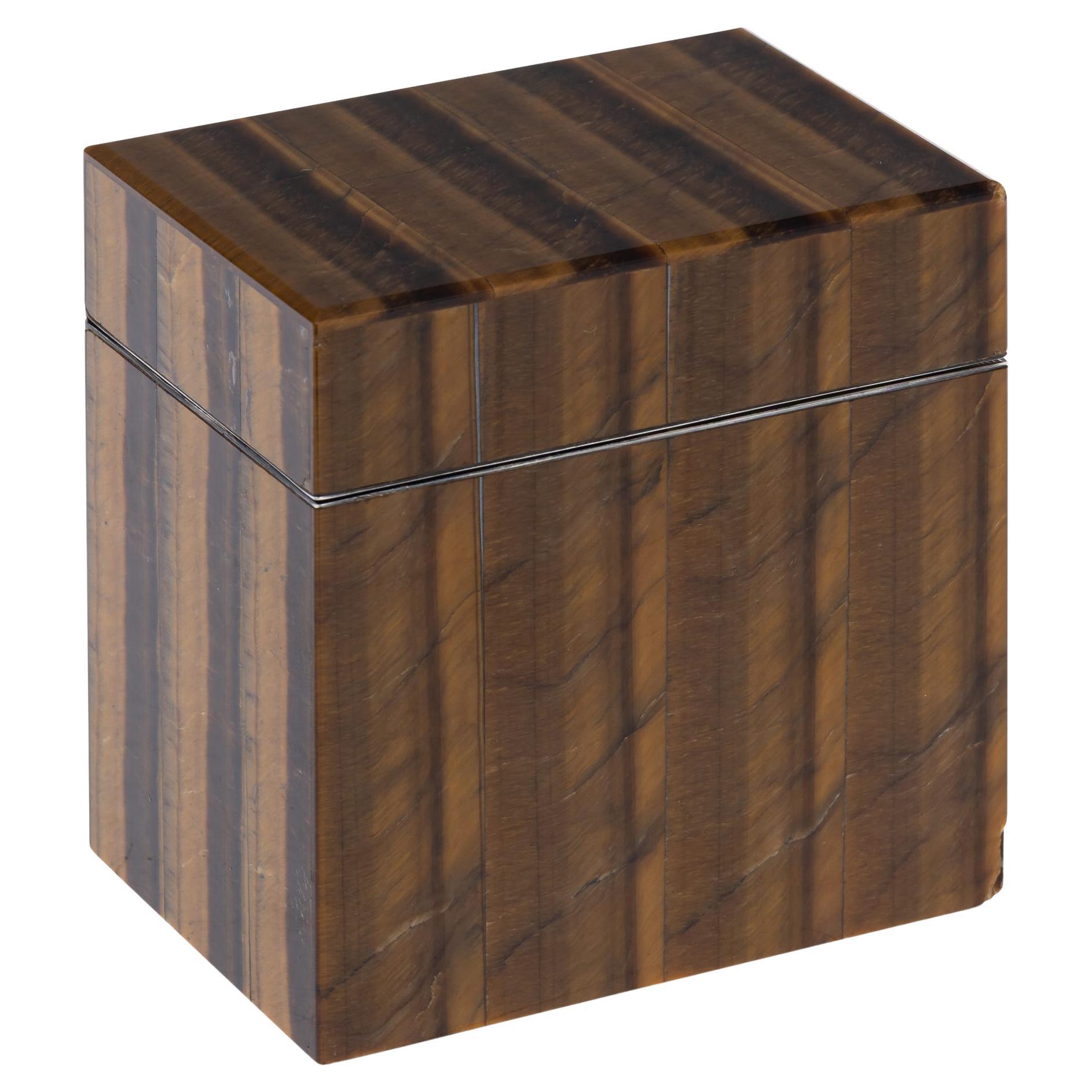 Scatola italiana in argento massiccio, occhio di tigre e agata, 20° secolo in vendita