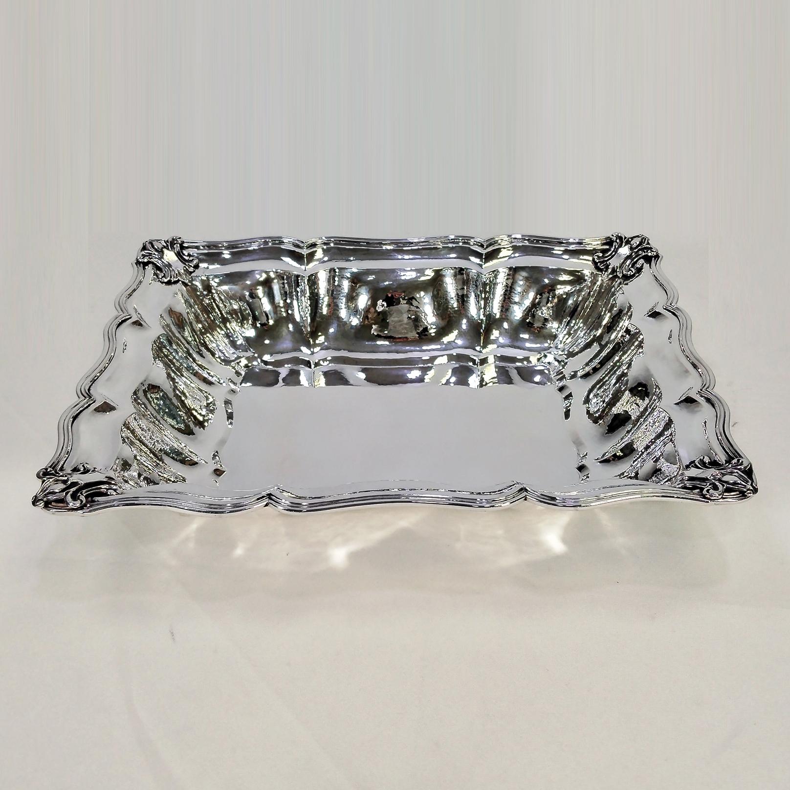 Italian Solid Solid 800 Silver Rectangular Centerpiece in Baroque Style in vendita 3