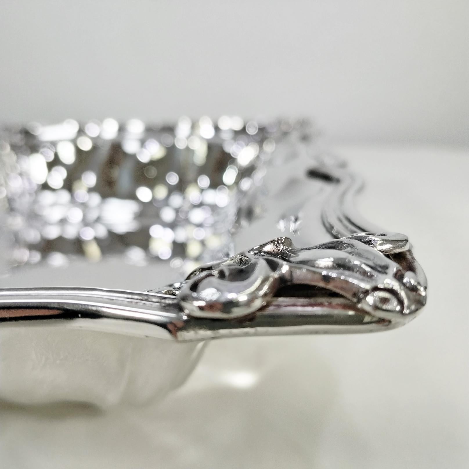 Italian Solid Solid 800 Silver Rectangular Centerpiece in Baroque Style in vendita 7