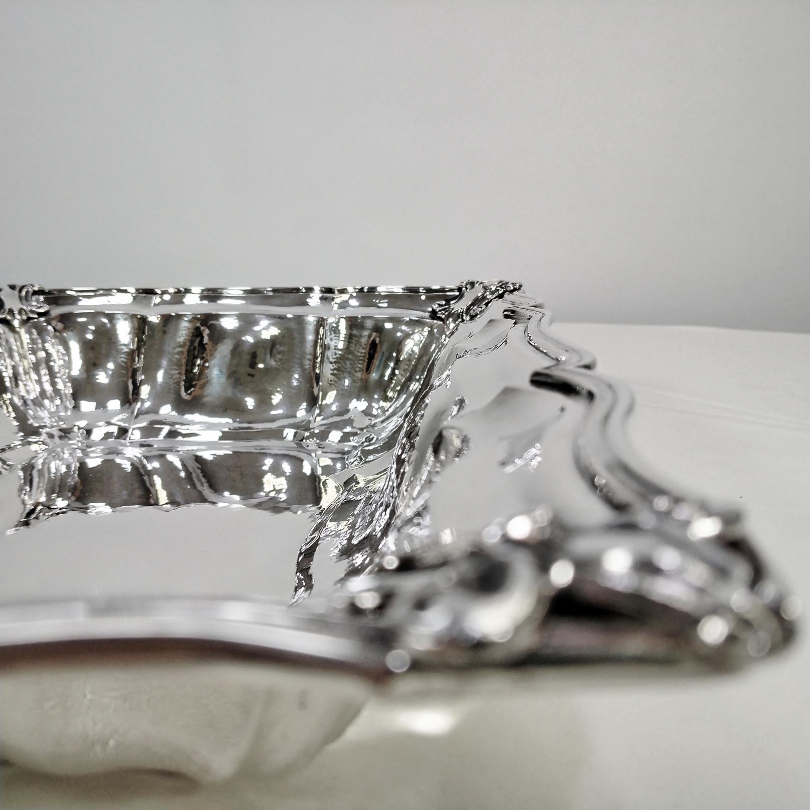 Italian Solid Solid 800 Silver Rectangular Centerpiece in Baroque Style in vendita 8