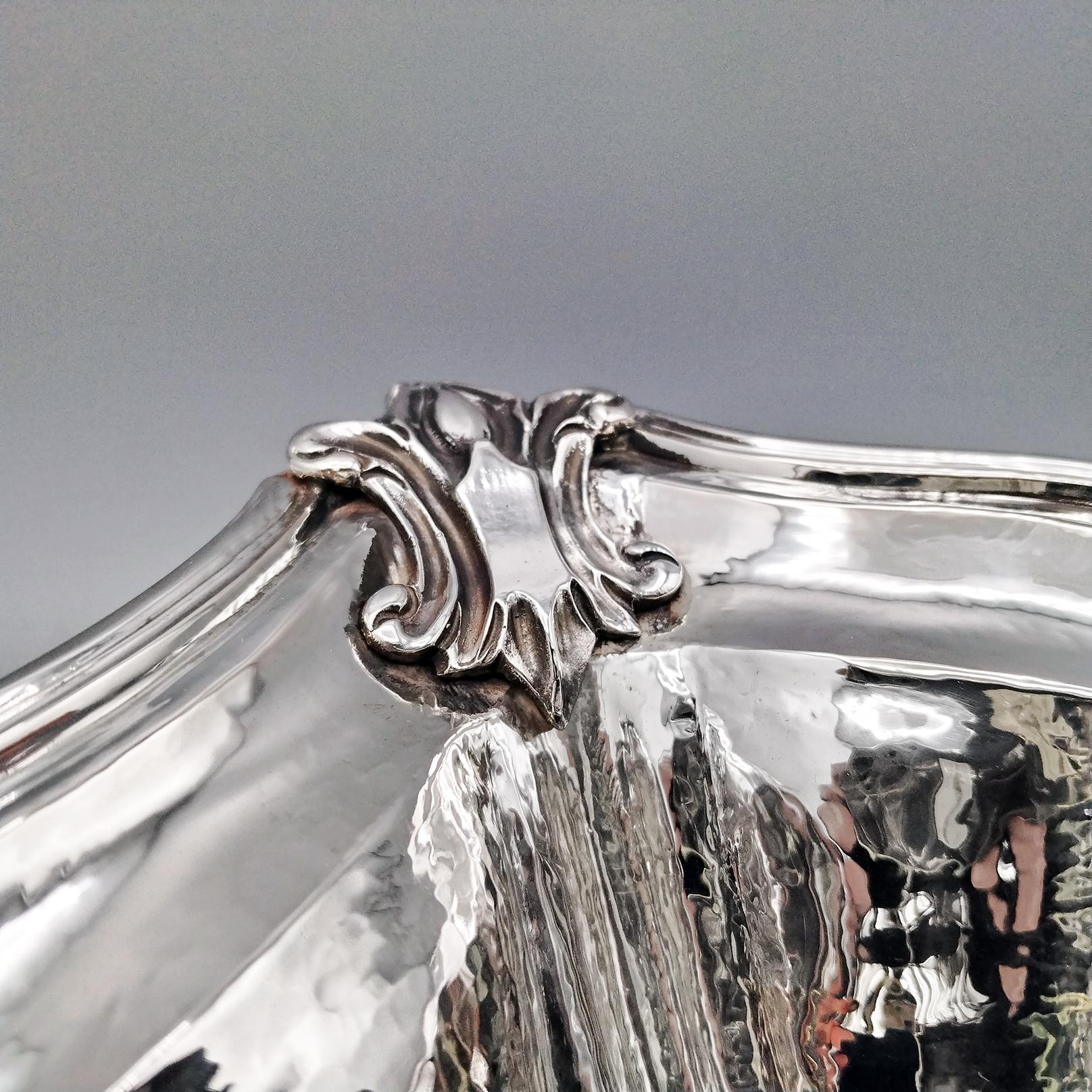 Italian Solid Solid 800 Silver Rectangular Centerpiece in Baroque Style In condizioni Nuovo in vendita a VALENZA, IT