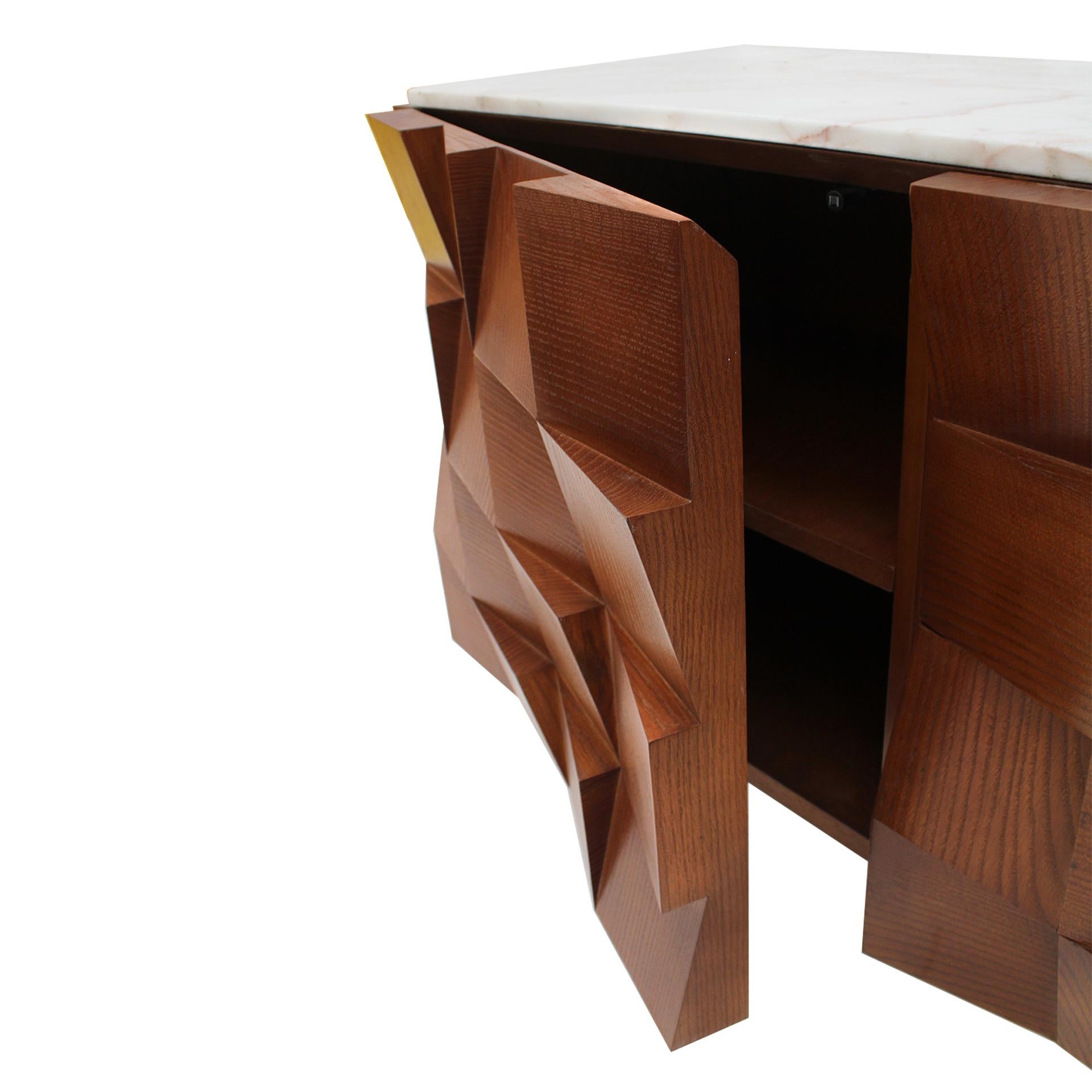 XXIe siècle et contemporain Buffet de style brutaliste en bois massif et marbre de Sienne en vente