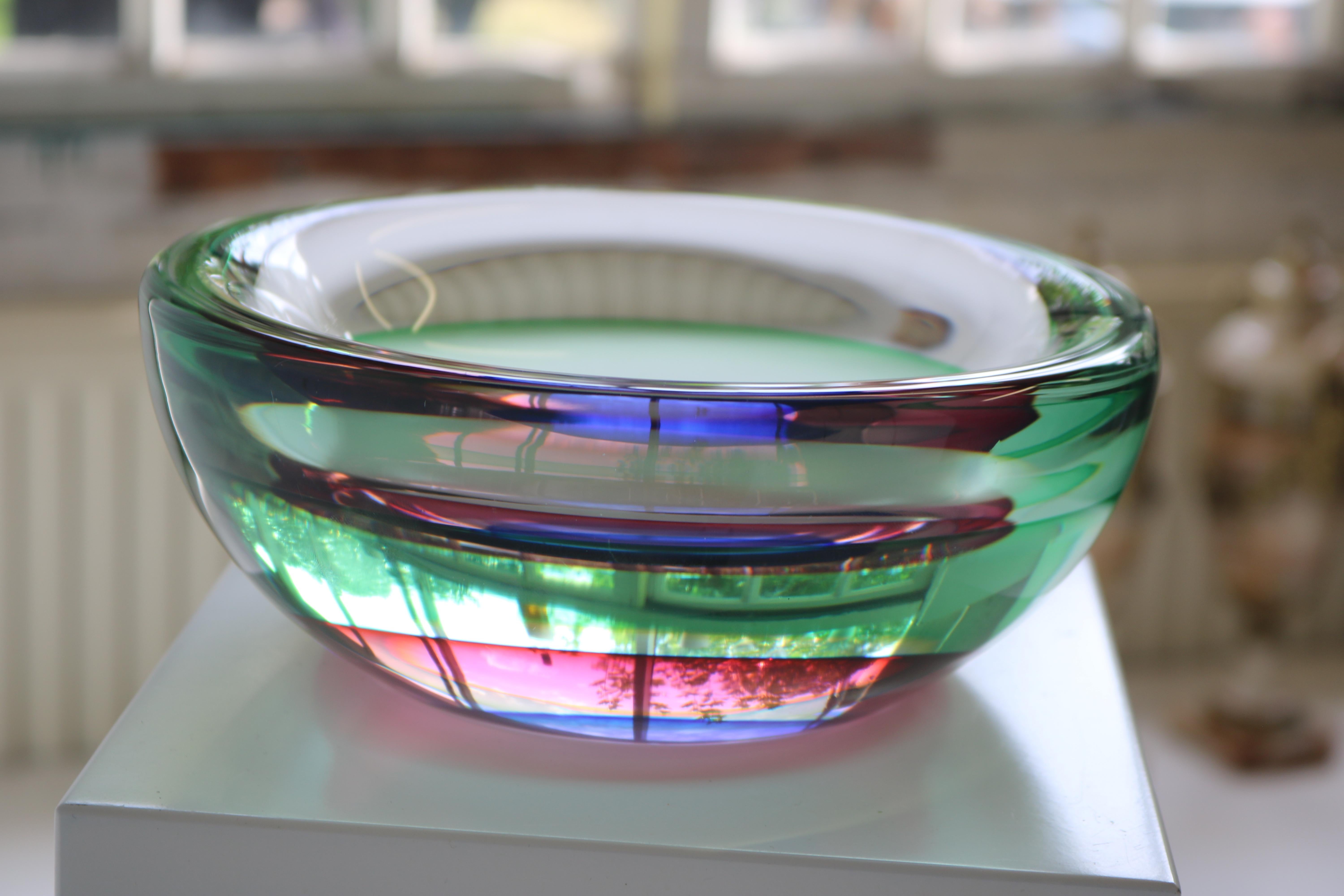 italian Sommerso glass bowl by Luigi Onesto 1960 signed Murano glass mid century For Sale 1