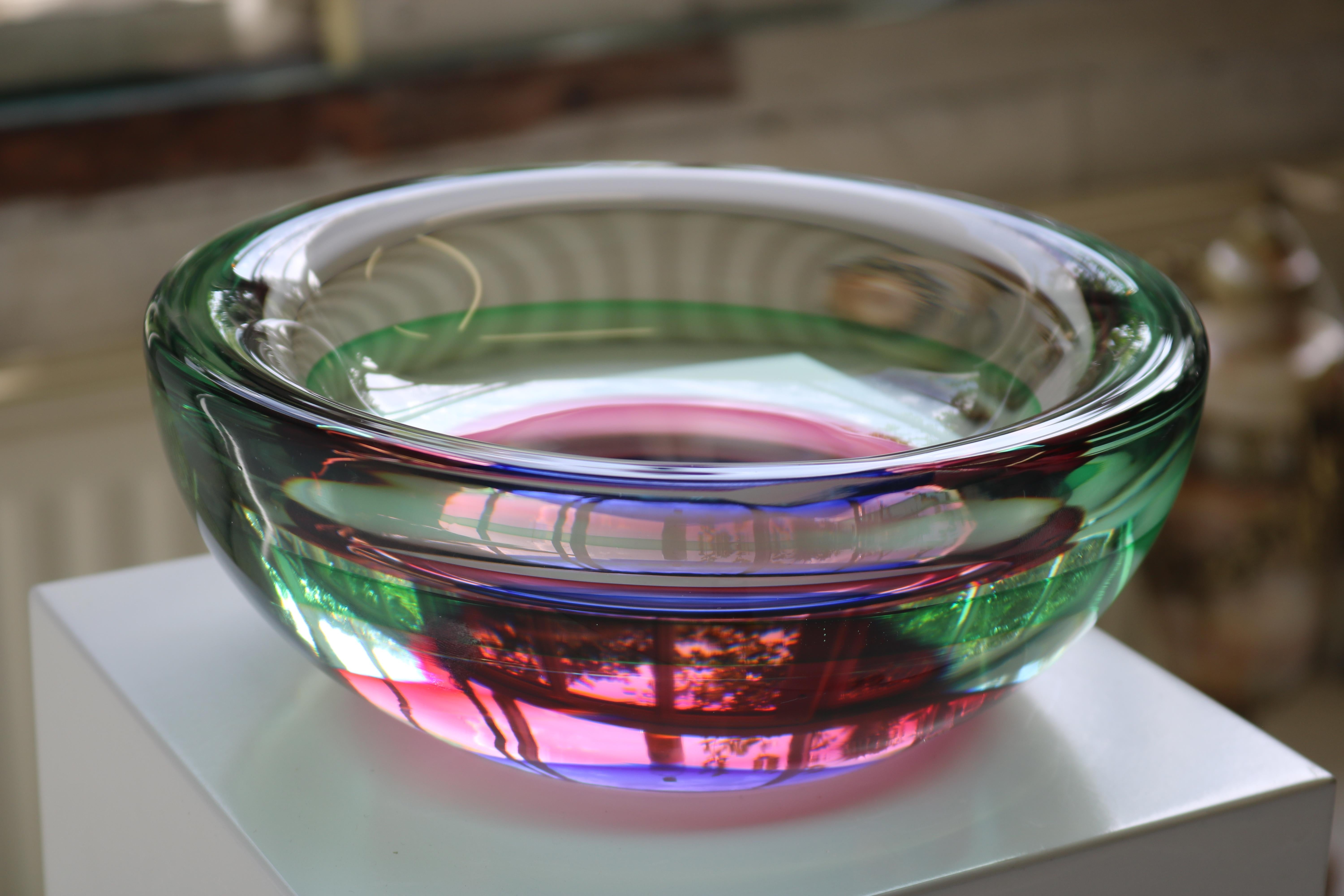 italian Sommerso glass bowl by Luigi Onesto 1960 signed Murano glass mid century For Sale 2