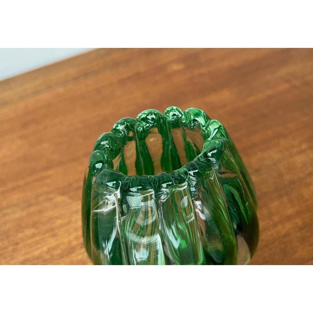 Vaso italiano in vetro di Murano Sommerso attribuito a Barovier&Toso, anni '70 in vendita 6
