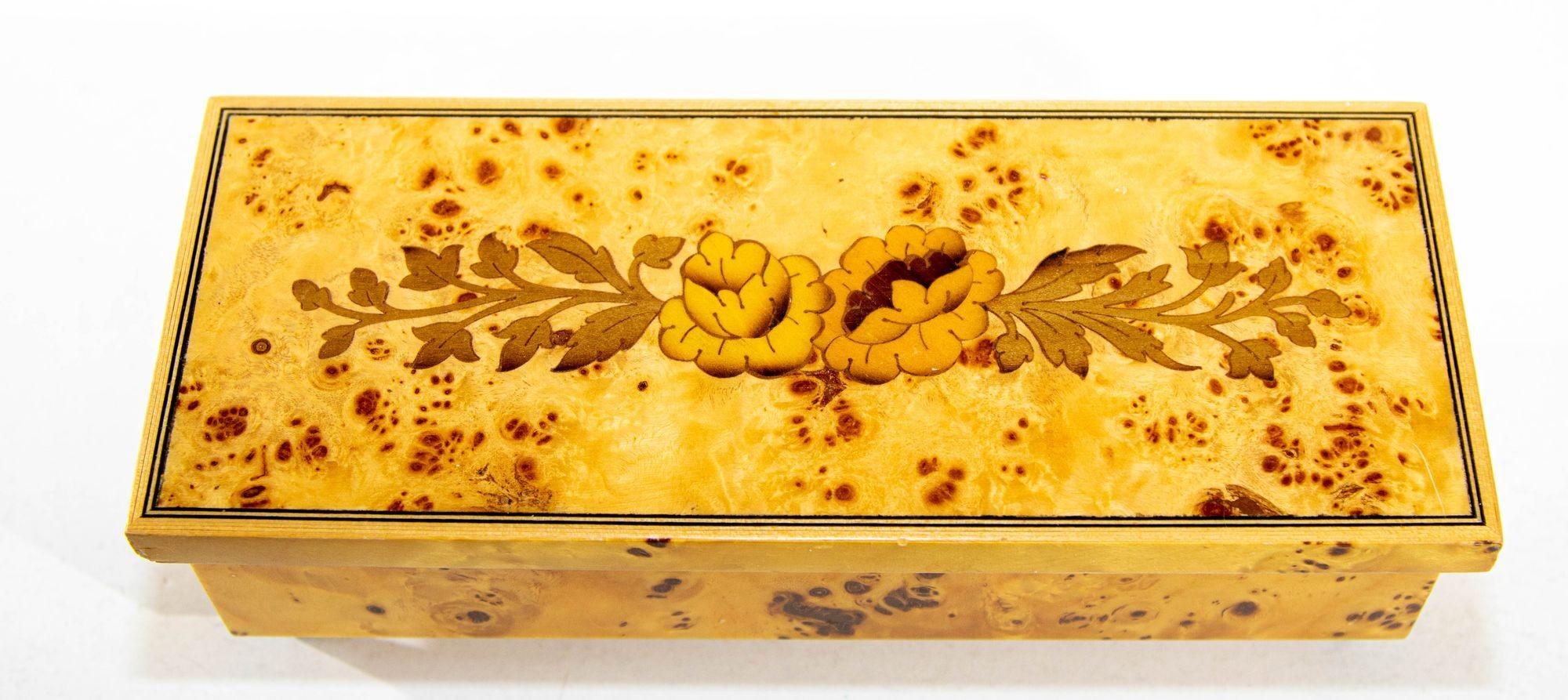 Vintage Italian Sorrento Burl Wood Jewelry Box Music Box.1960s/Italian Sorrento natural burl wood musical jewelry box.A beautif vintage Italian lacquered box with lovely floral marquetry inlaid detail. This is a lovely jewelry music box that is red