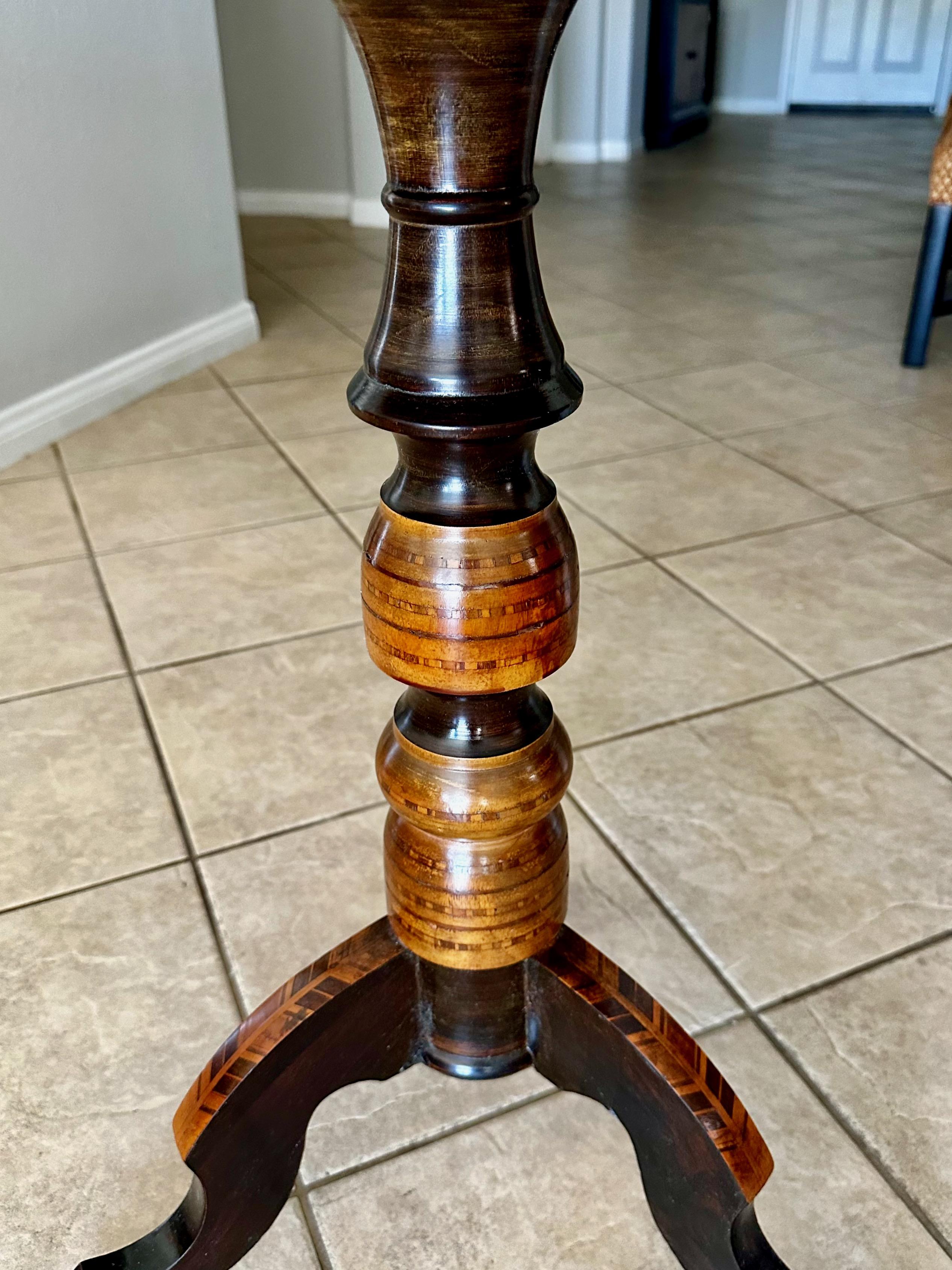 Italian Sorrento Inlaid Marquetry Side Table Circa 1900 For Sale 9