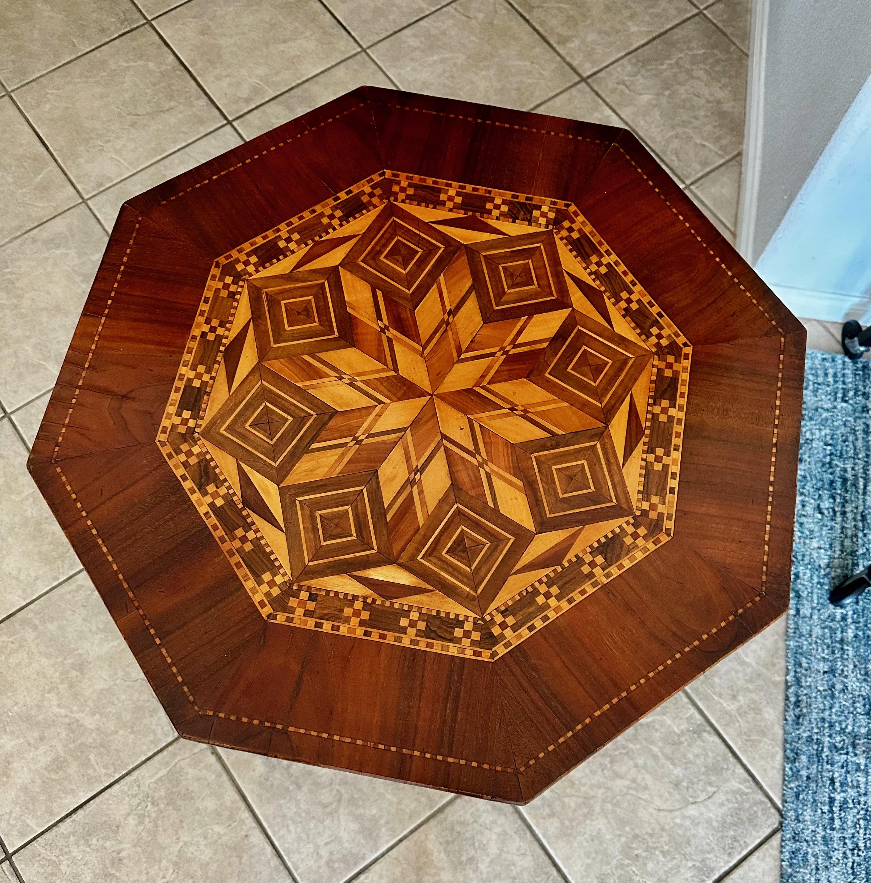 Wood Italian Sorrento Inlaid Marquetry Side Table Circa 1900 For Sale