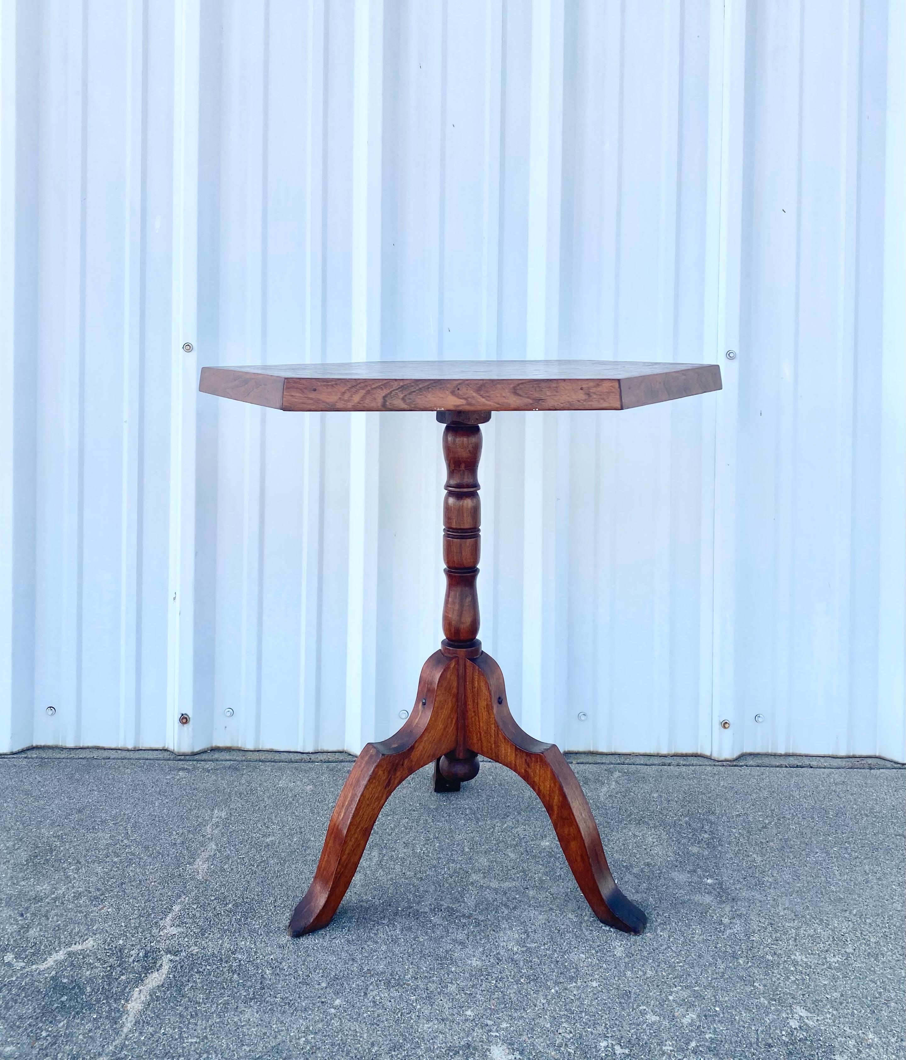 Italian Sorrento Marquetry Table in 