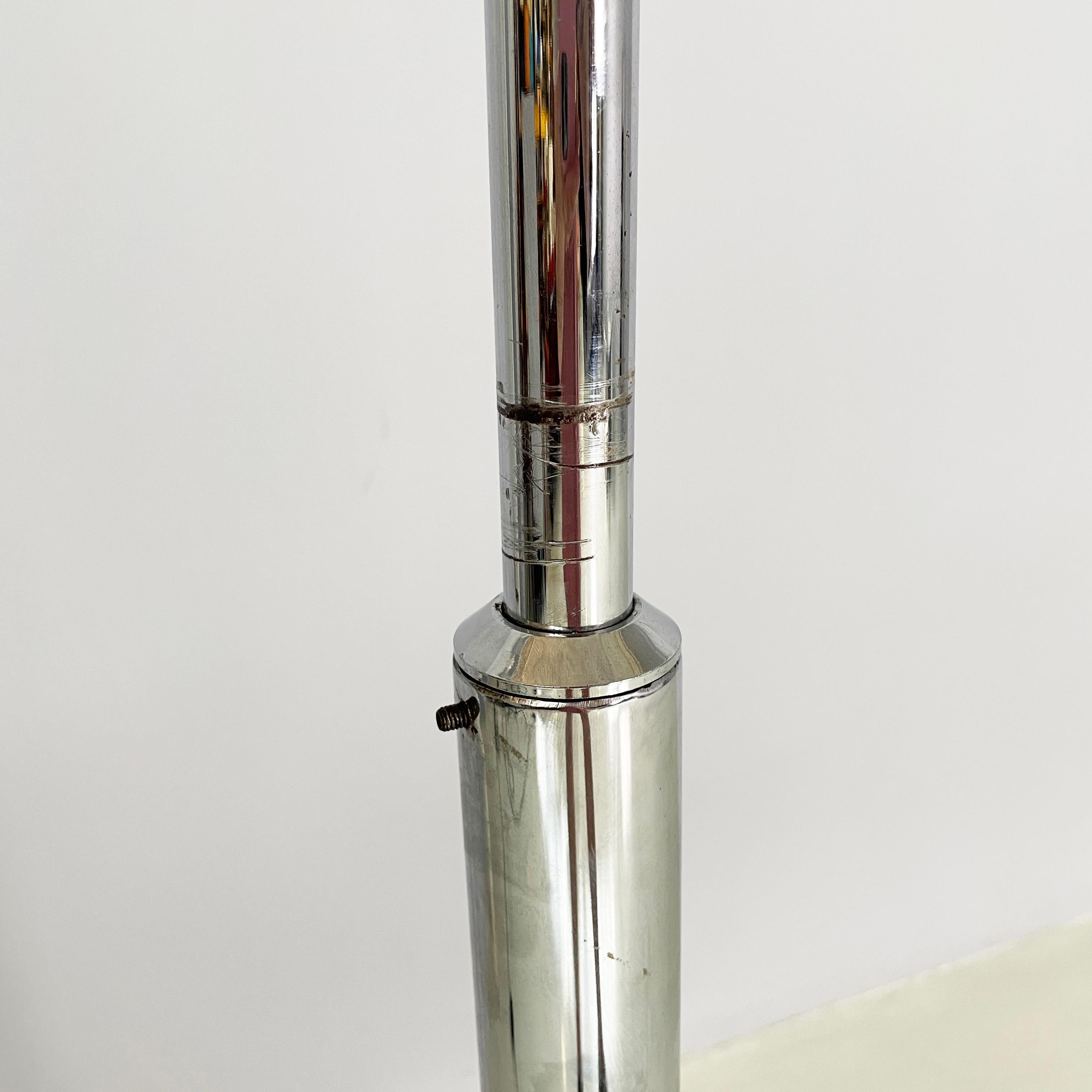 Italian space age Arched and adjustable floor lamp in chromed steel, 1970s 10