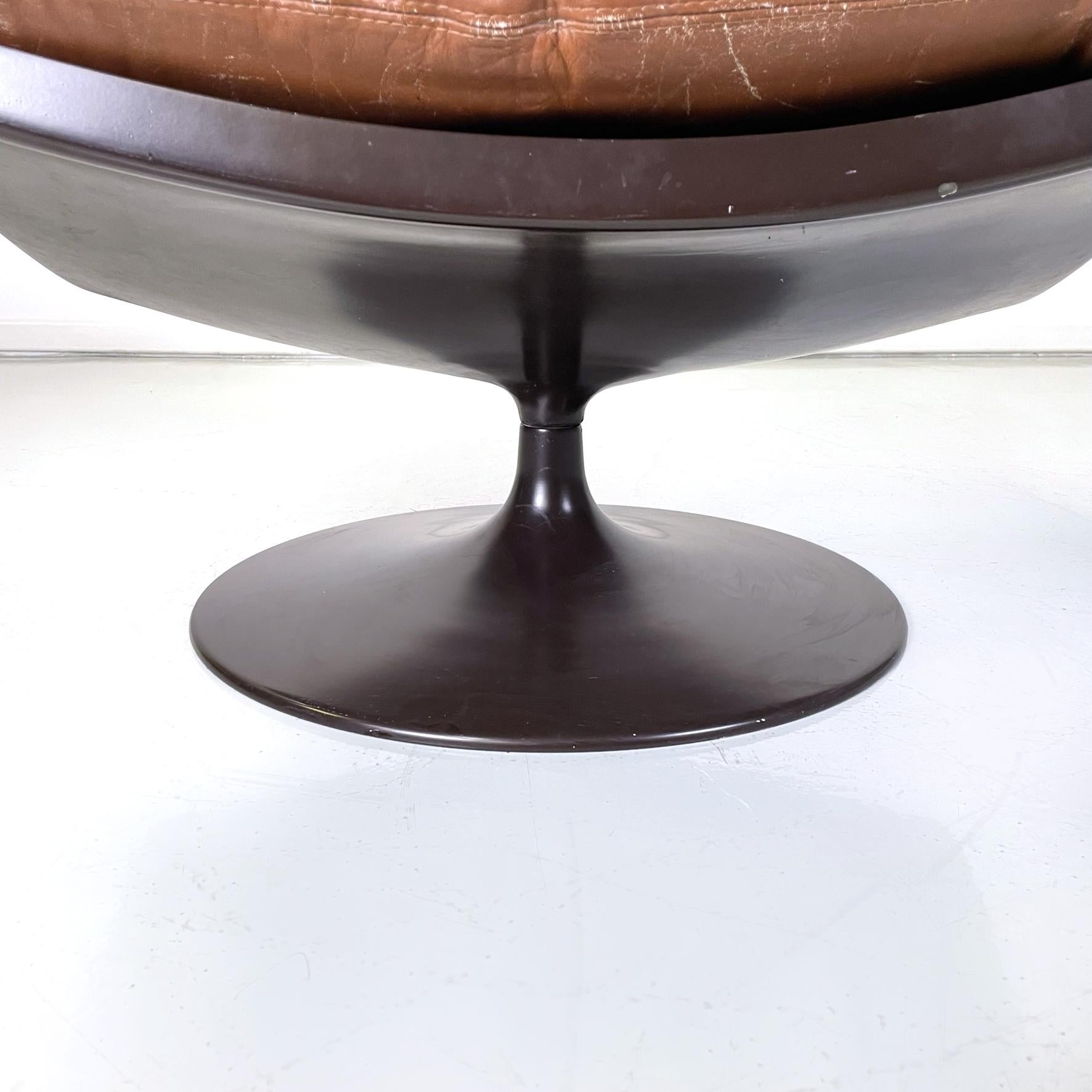 Italian Space Age Armchair in Brown Leather and Black Plastic by Play, 1970s For Sale 9