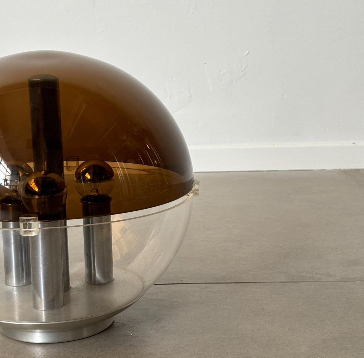 Italian Space Age Ball Lamp from Stilux Milano, 1970’s In Good Condition For Sale In Tel Aviv-Yafo, Tel Aviv District