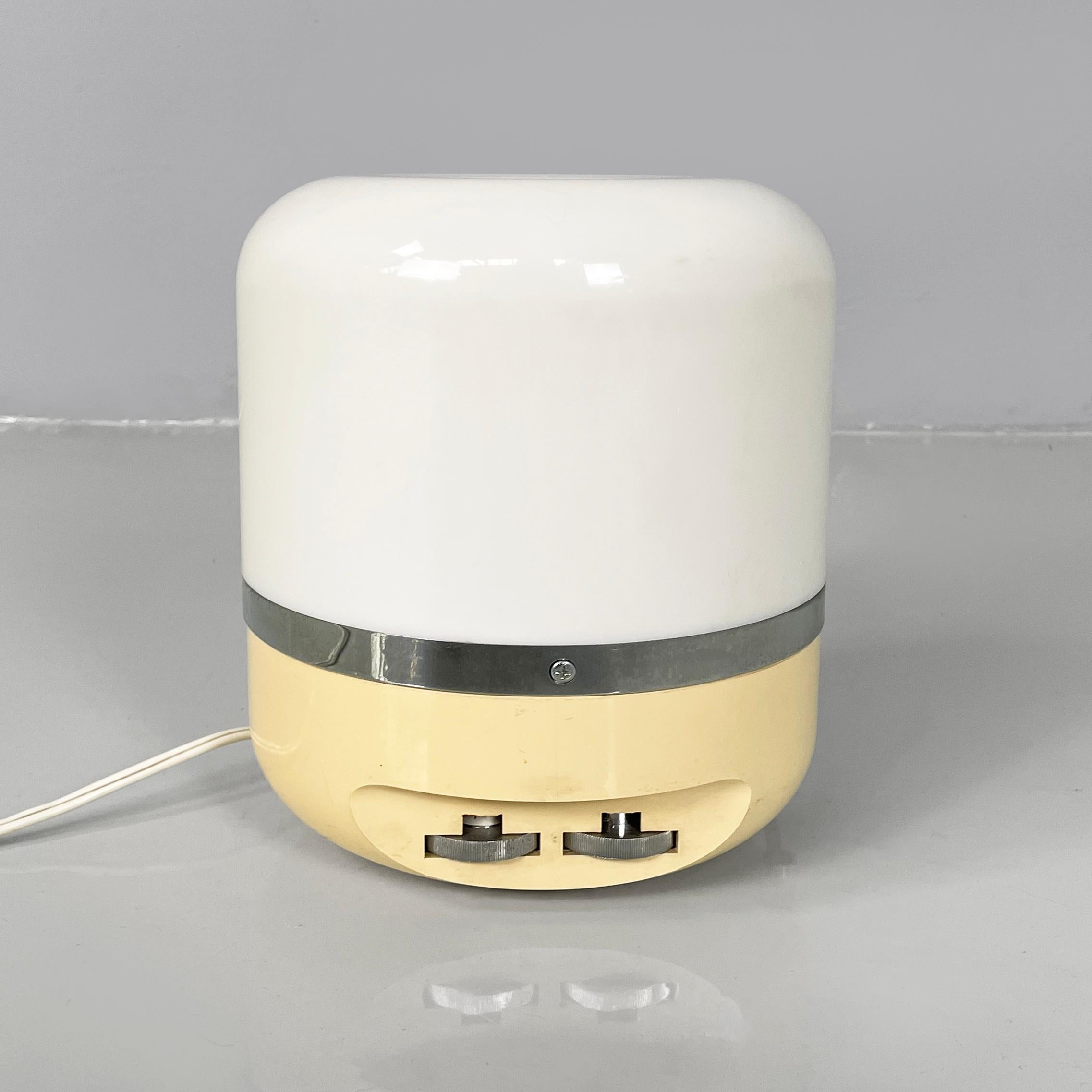 Late 20th Century Italian space age beige radio table lamp by Adriano Rampoldi for Europhon, 1970s For Sale