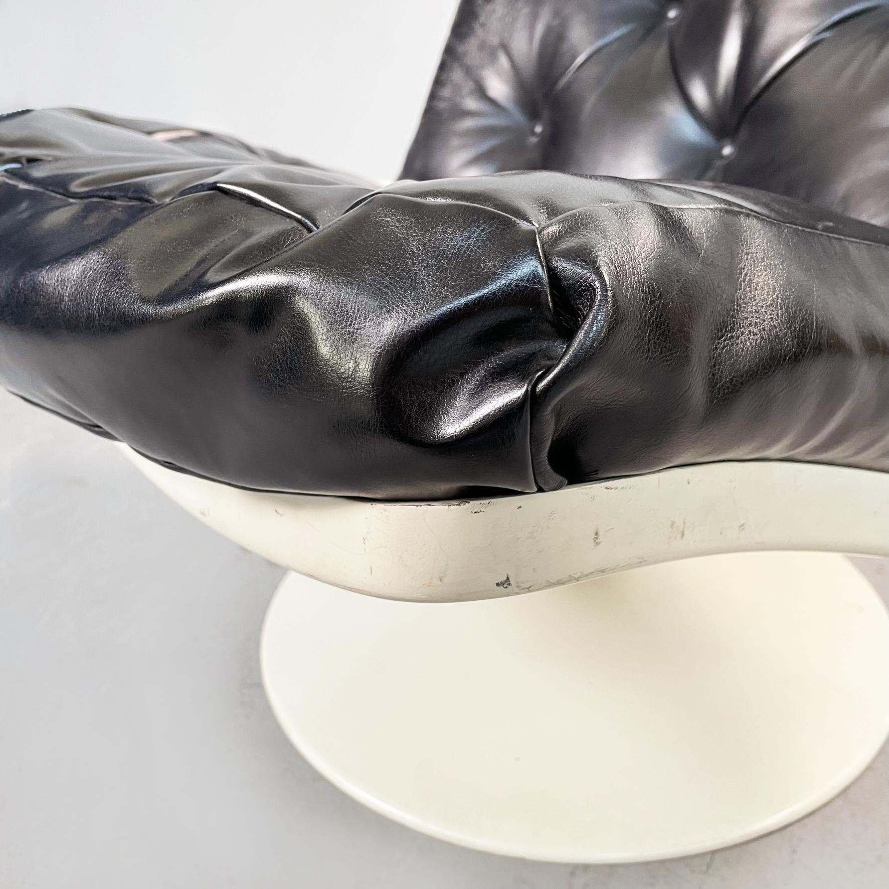 Italian Space Age Black Leather and Abs Plastic Armchair by Play, 1970s For Sale 8