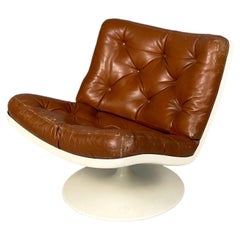 Sillón de cuero marrón y plástico blanco de la «Italian Space Age», de Play, década de los 70