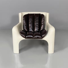 Italian space age brown leather armchairs Gaia Carlo Bartoli Arflex, 1970s