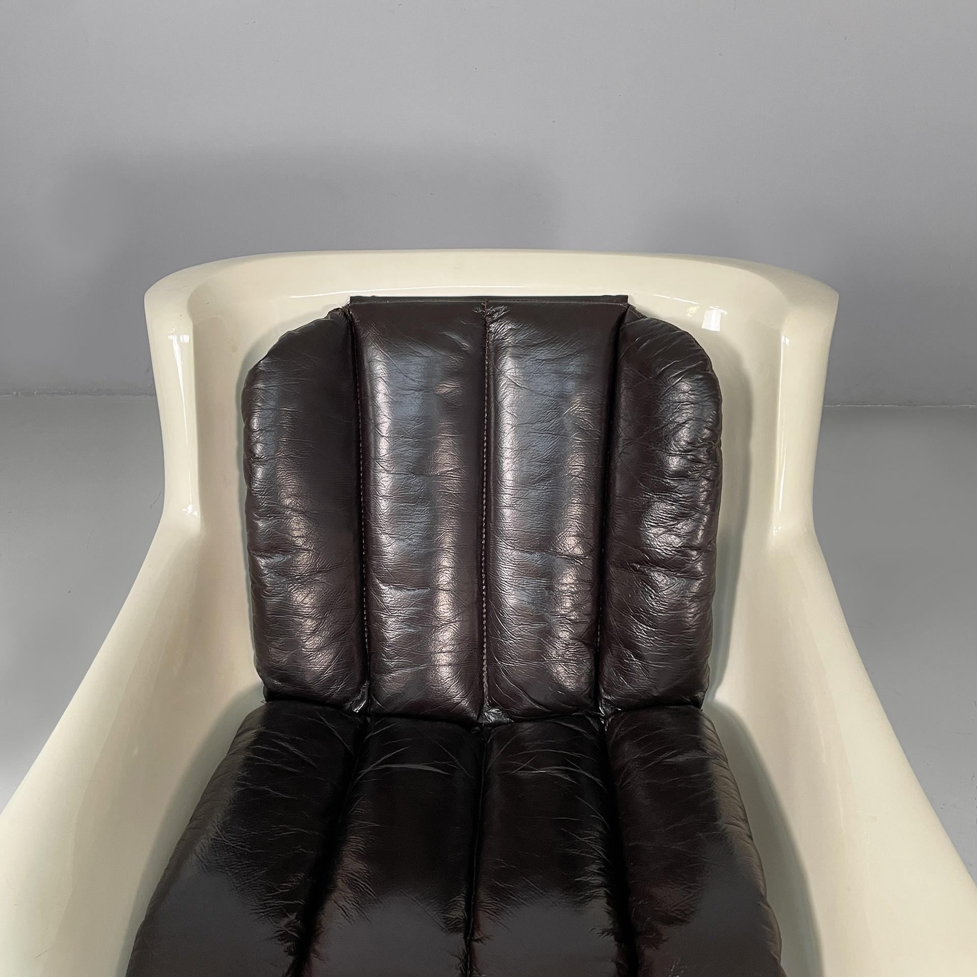 Fauteuils italiens de l'ère spatiale en cuir brun Gaia Carlo Bartoli Arflex, 1970 en vente 1