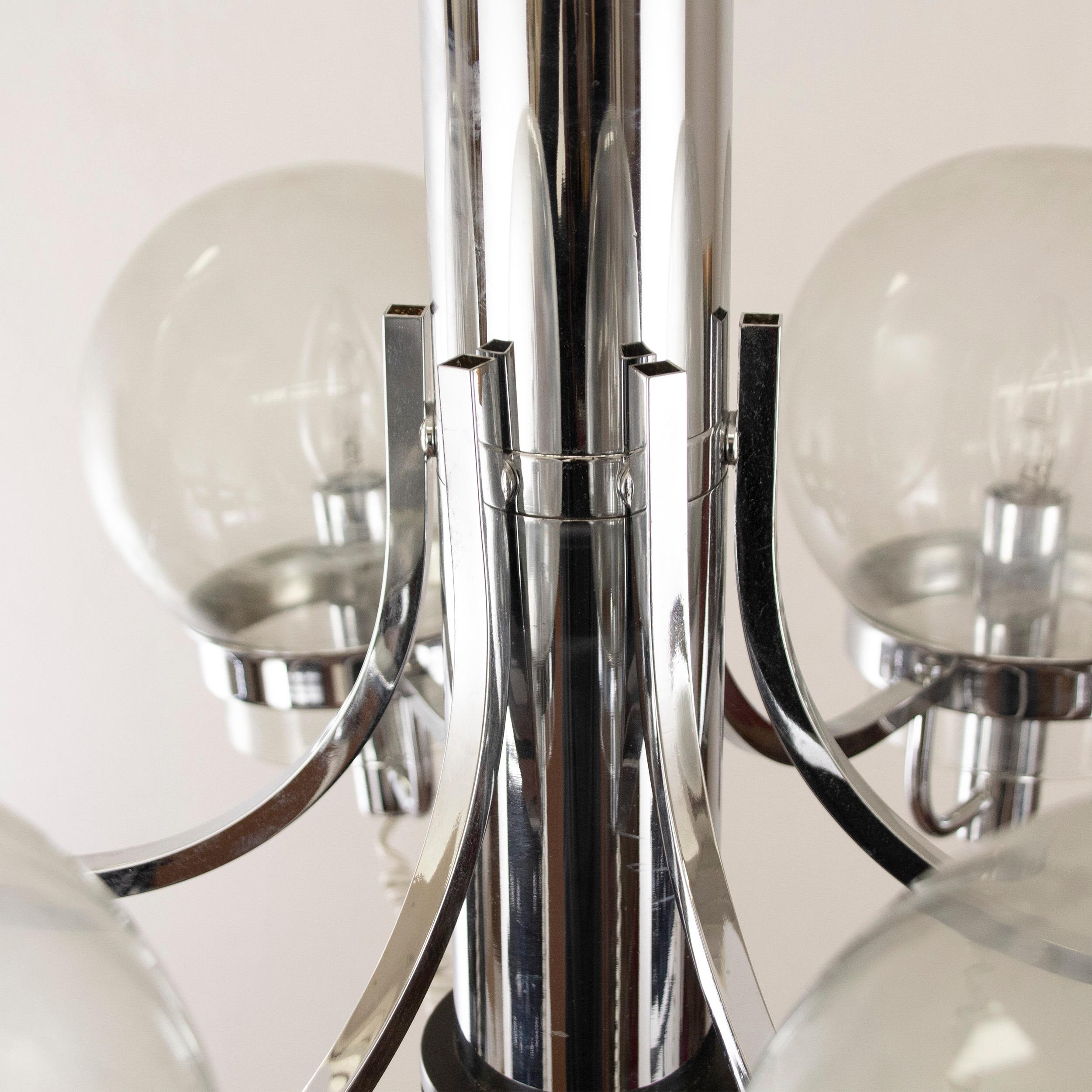 Lustre italien de l'ère spatiale des années 1970, fabriqué en Italie, design, globes en chrome et verre en vente 4
