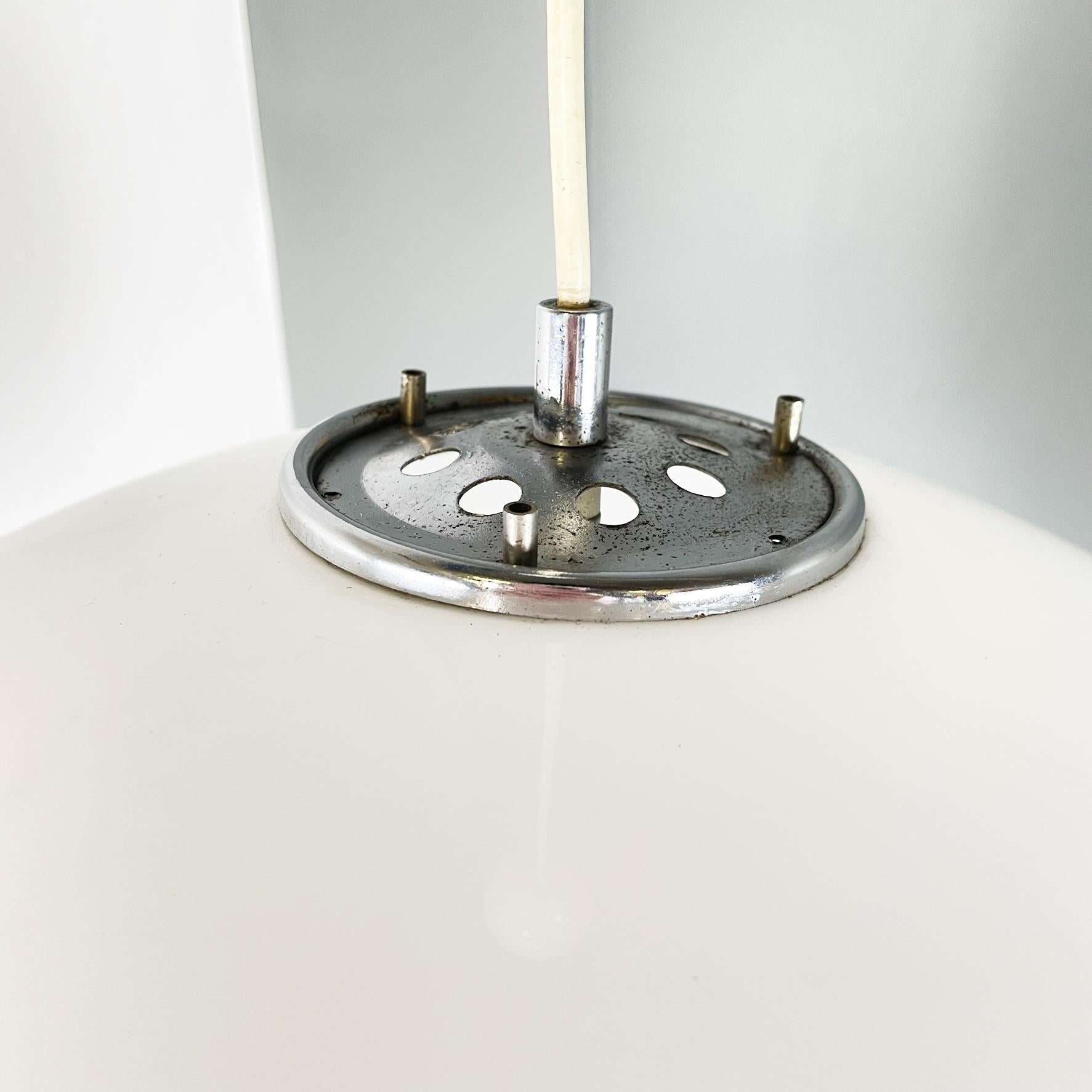 Lustre italien de l'ère spatiale, Studio6g pour Guzzini Illuminazione, 1970 2