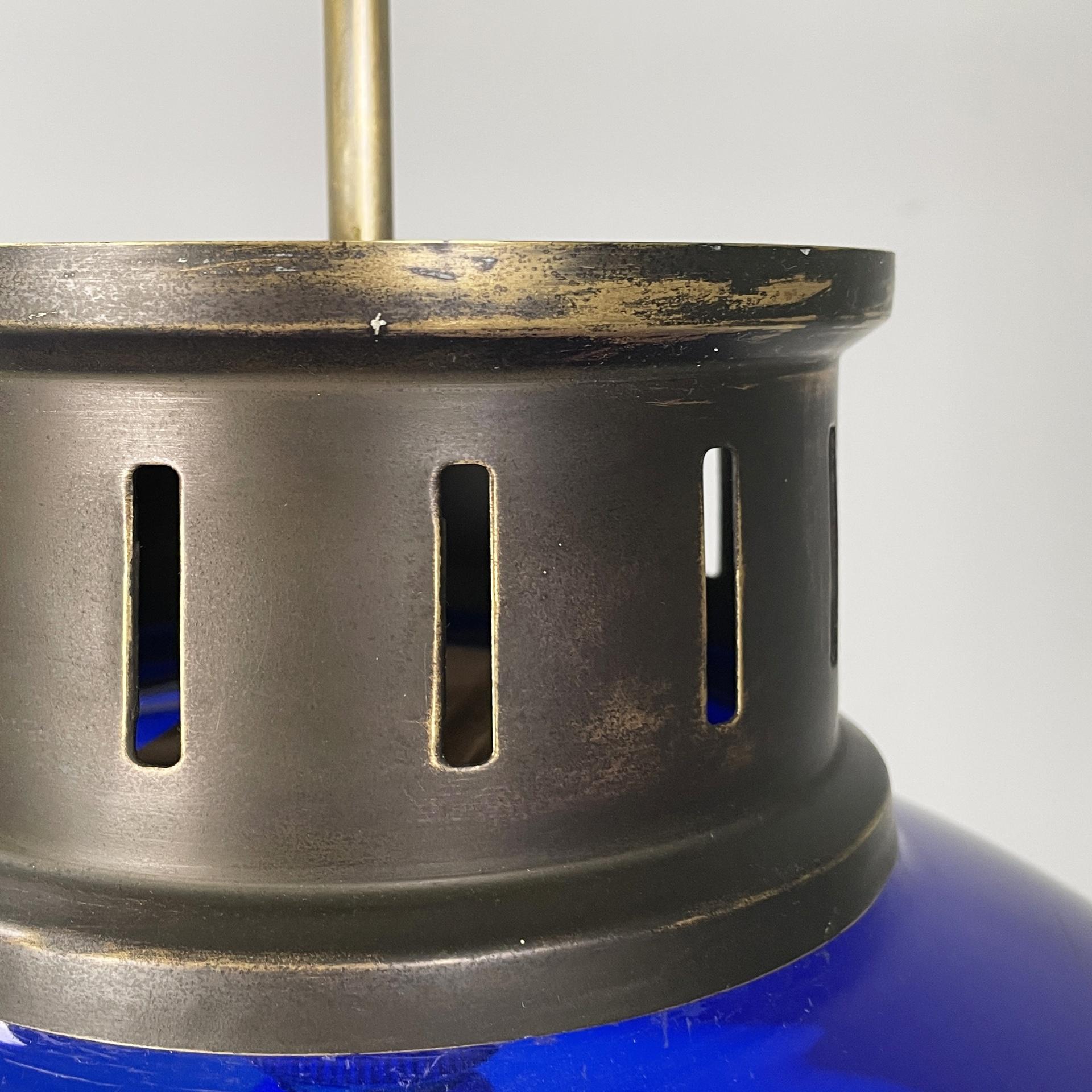 Italian Space Age chandelier in blue and white plexiglass, 1970s in vendita 7