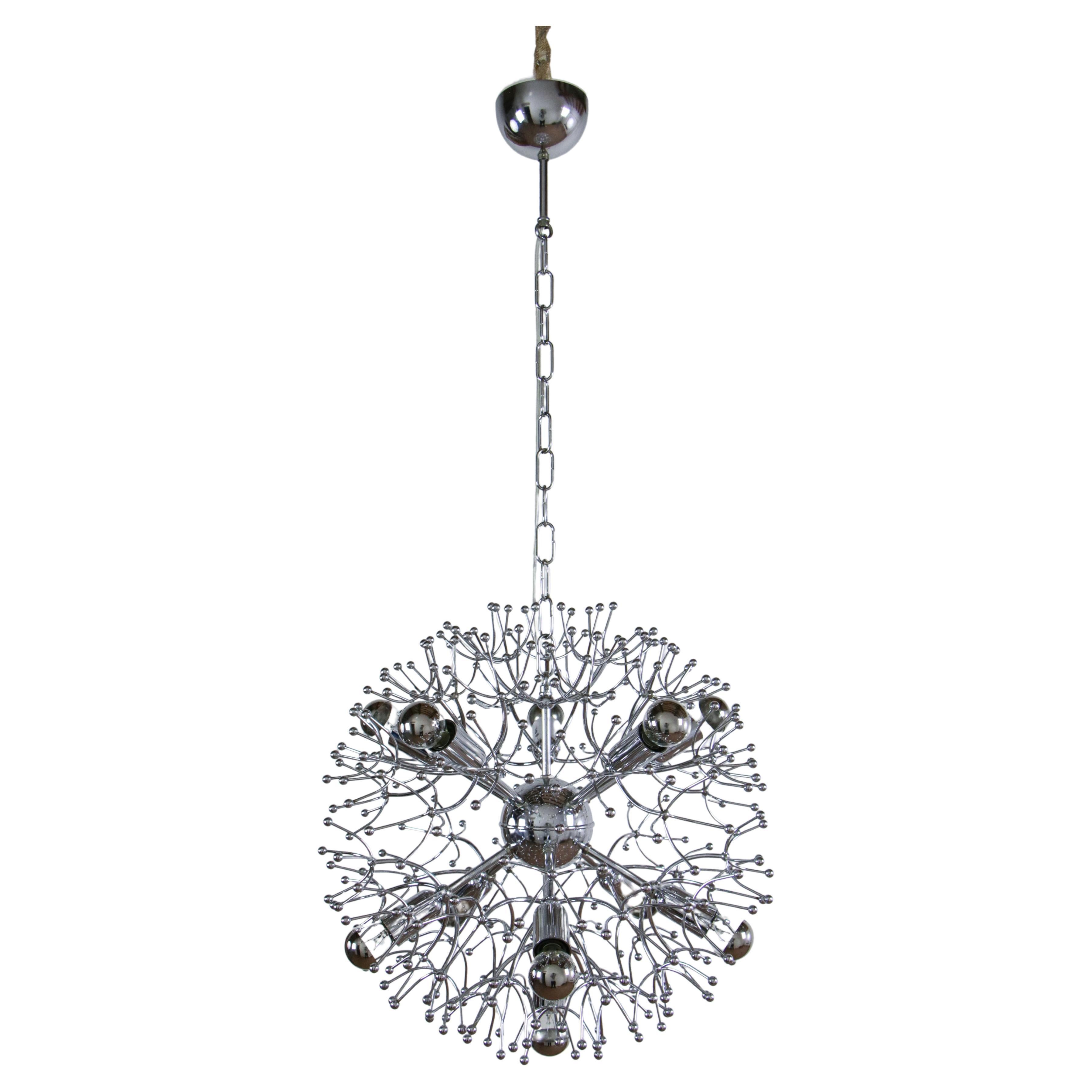 A magnificent Italian space-age chrome sputnik chandelier by Gaetano Sciolari, chrome brass, 11 lights E14 format. From the Space Age period of the 1970s, this piece has a profound decorative impact. It was designed by Gaetano Sciolari. We recommend