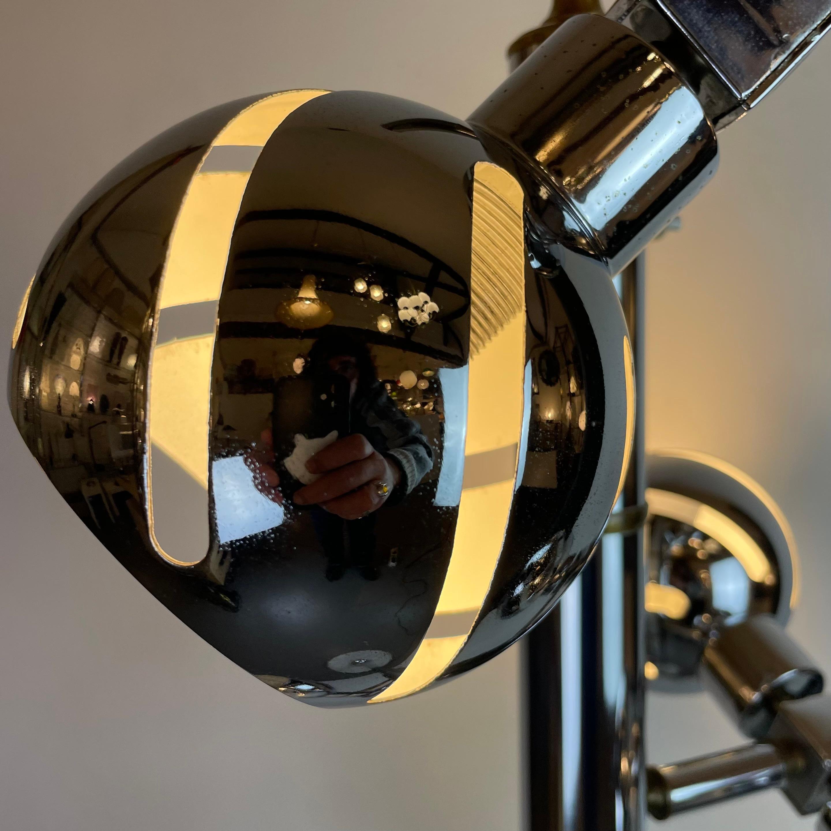 Lampadaire italien de l'ère spatiale, 1970 en vente 11