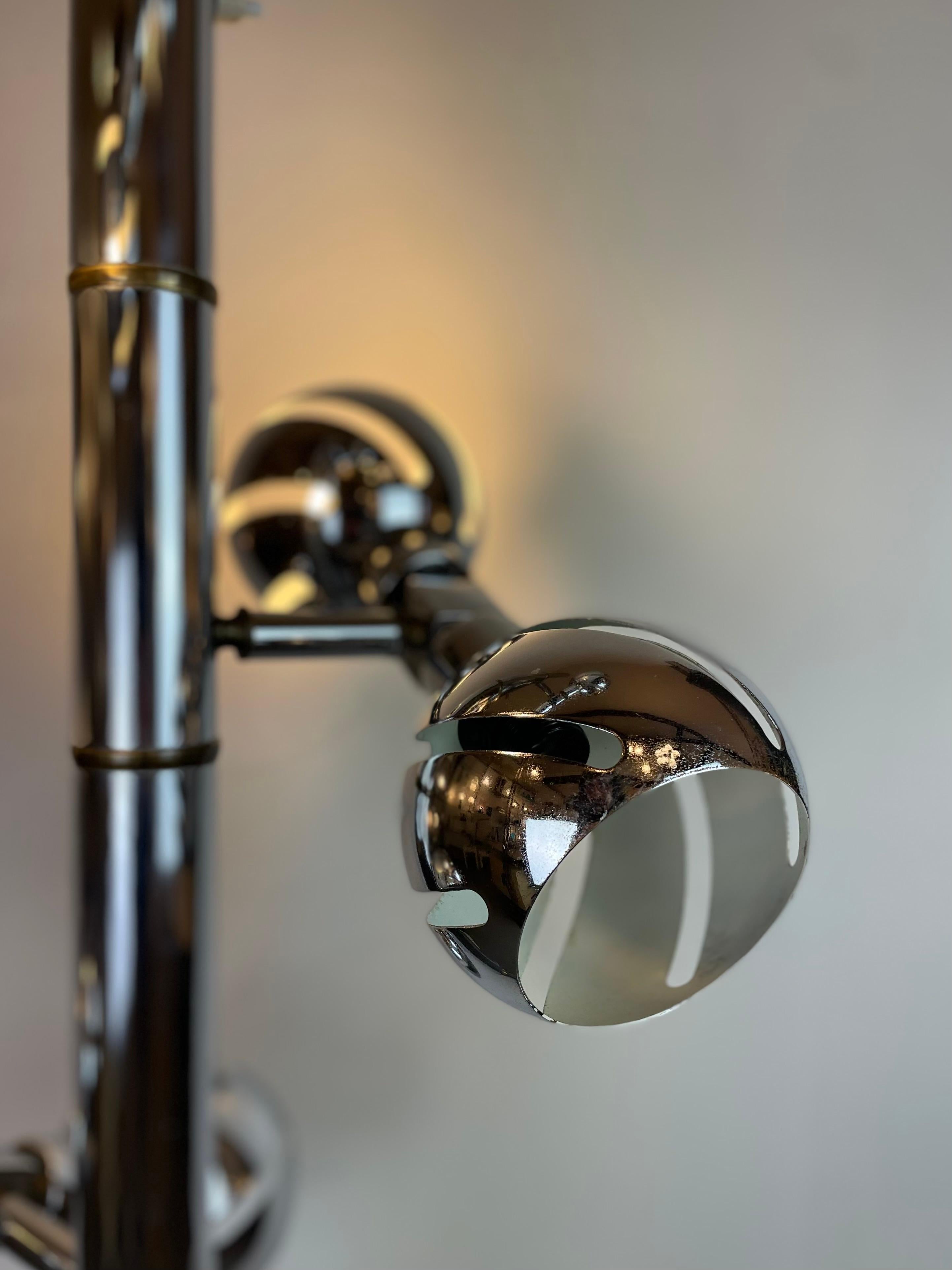 Lampadaire italien de l'ère spatiale, 1970 en vente 1