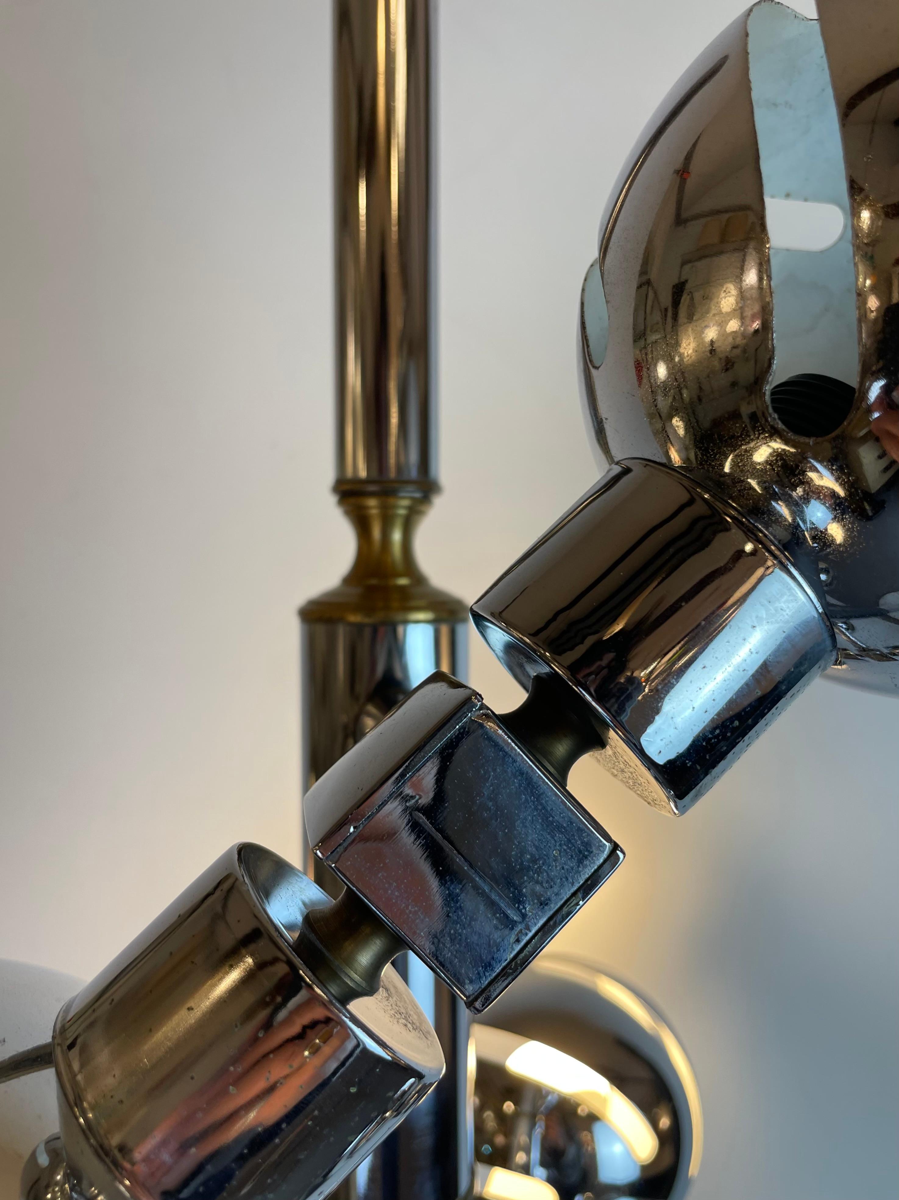 Lampadaire italien de l'ère spatiale, 1970 en vente 3