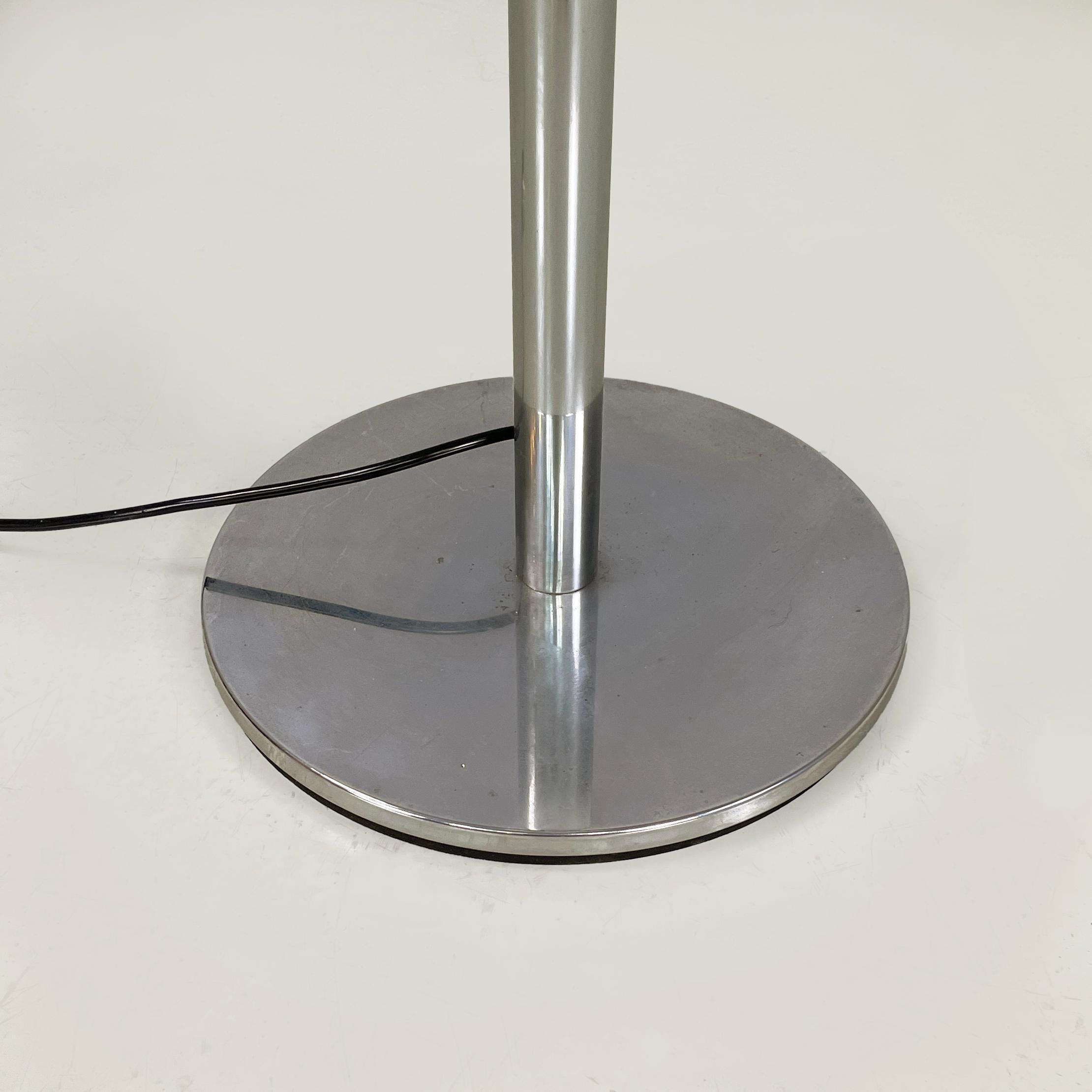 Italian space age Floor lamp in white metal, metal and opaline glass, 1970s For Sale 5