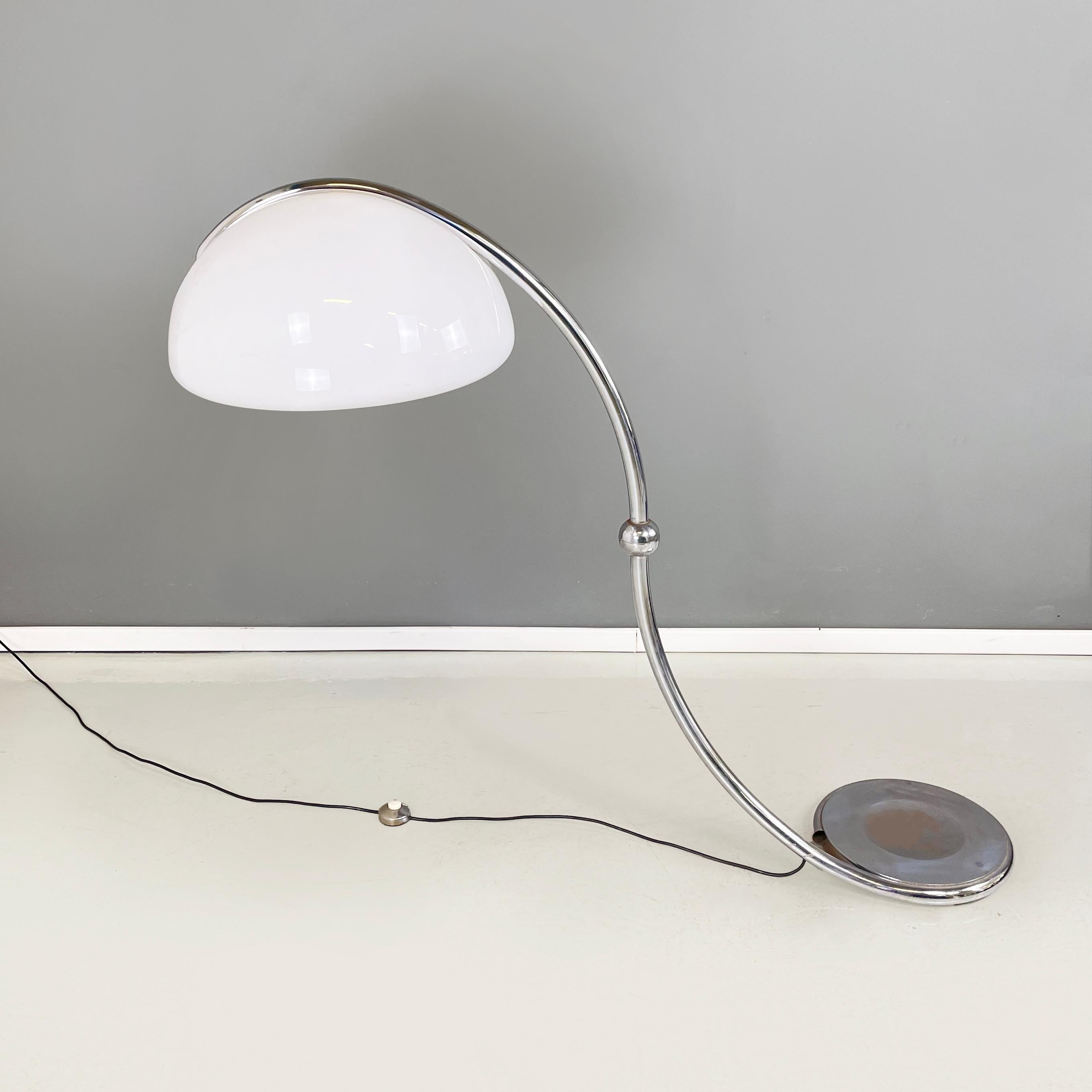Late 20th Century Italian space age Floor lamp Serpente by Elio Martinelli Martinelli Luce, 1970s For Sale