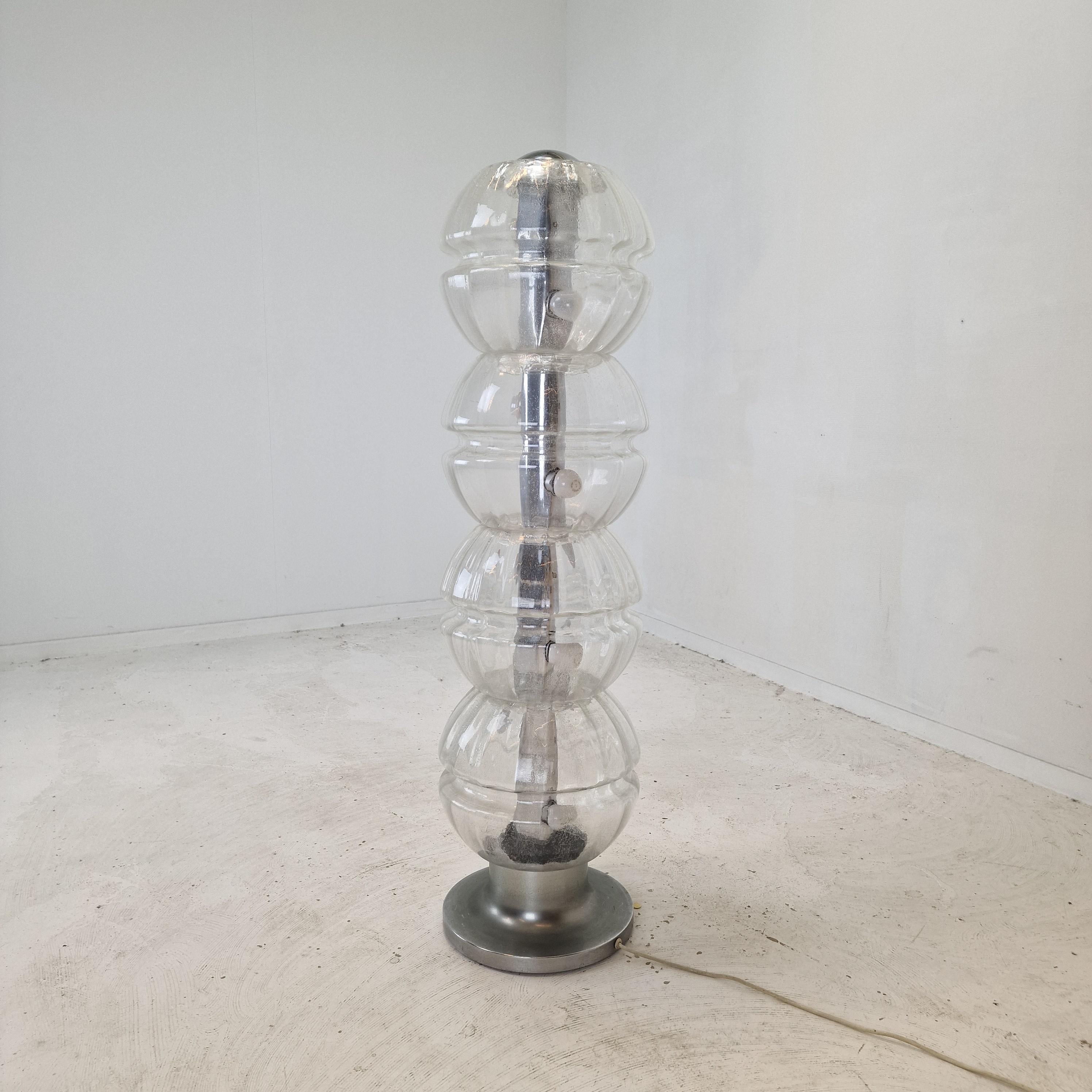 Italian Space Age Glass Floor Lamp, 1980s For Sale 2