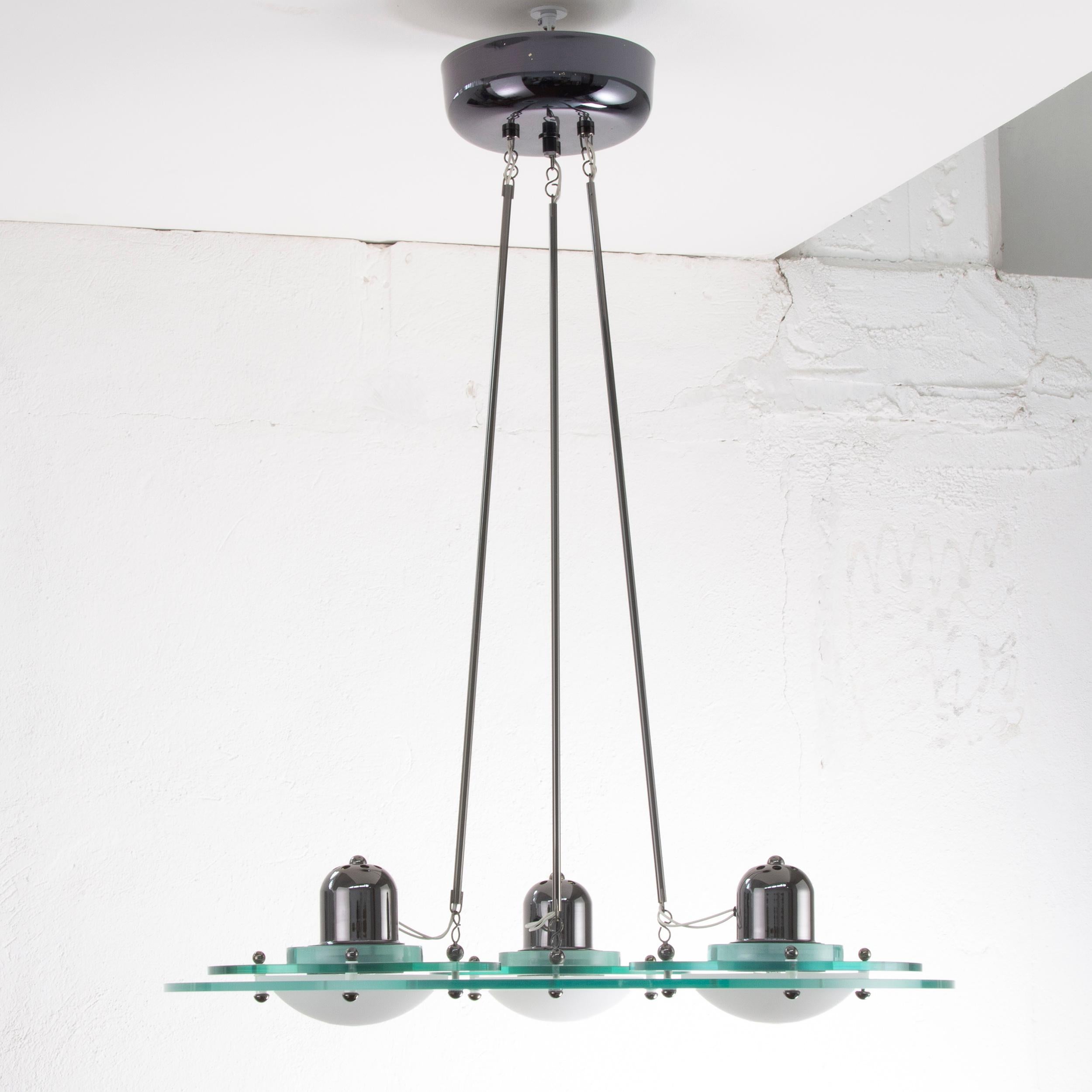 Lámpara italiana Space Age de los años 80, lámpara de diseño Made in Italy en Bueno estado para la venta en Venezia, IT