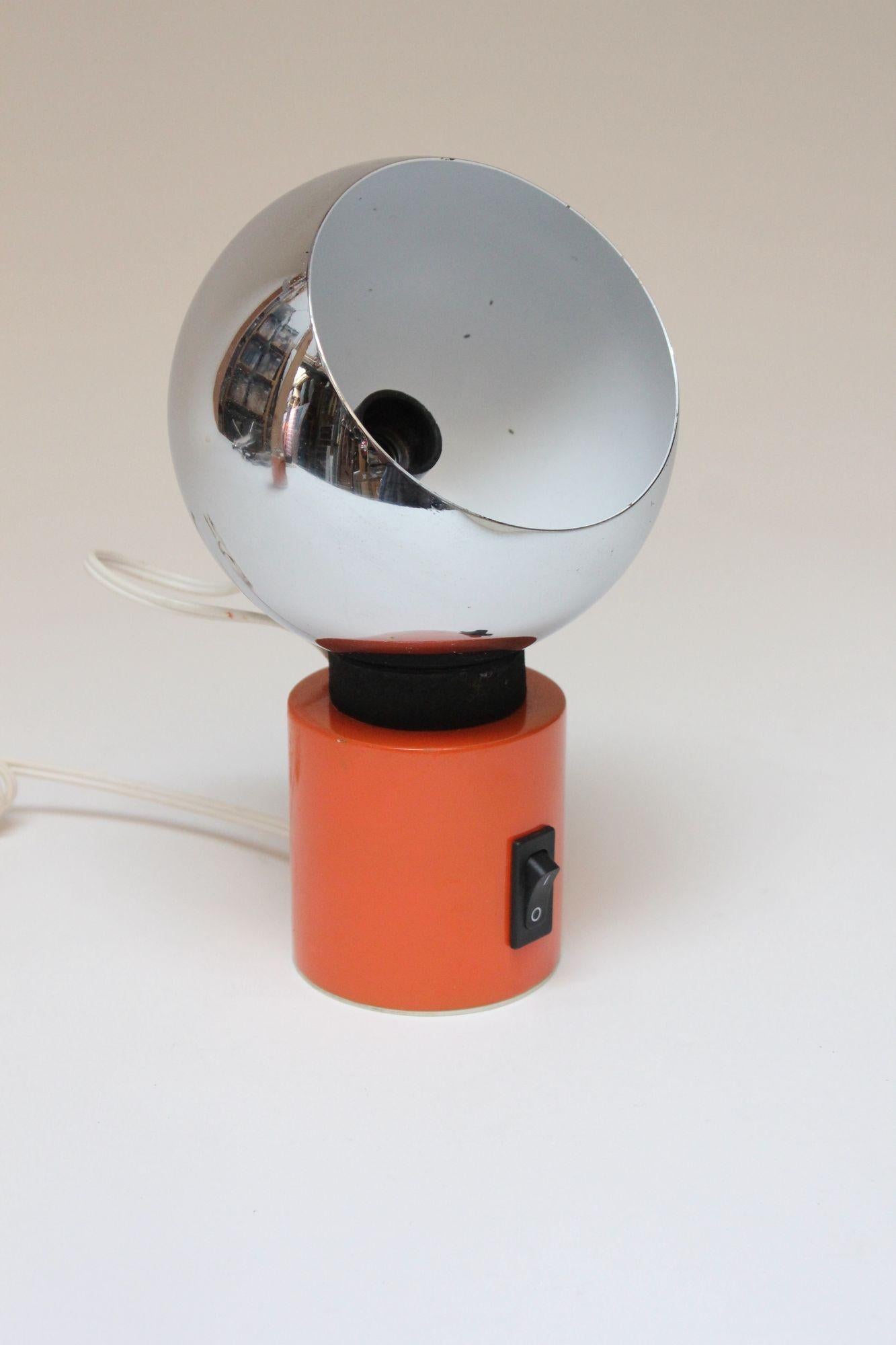 Italian Space Age Magnetic Desk Lamp by Luigi Argenta for Reggiani 12