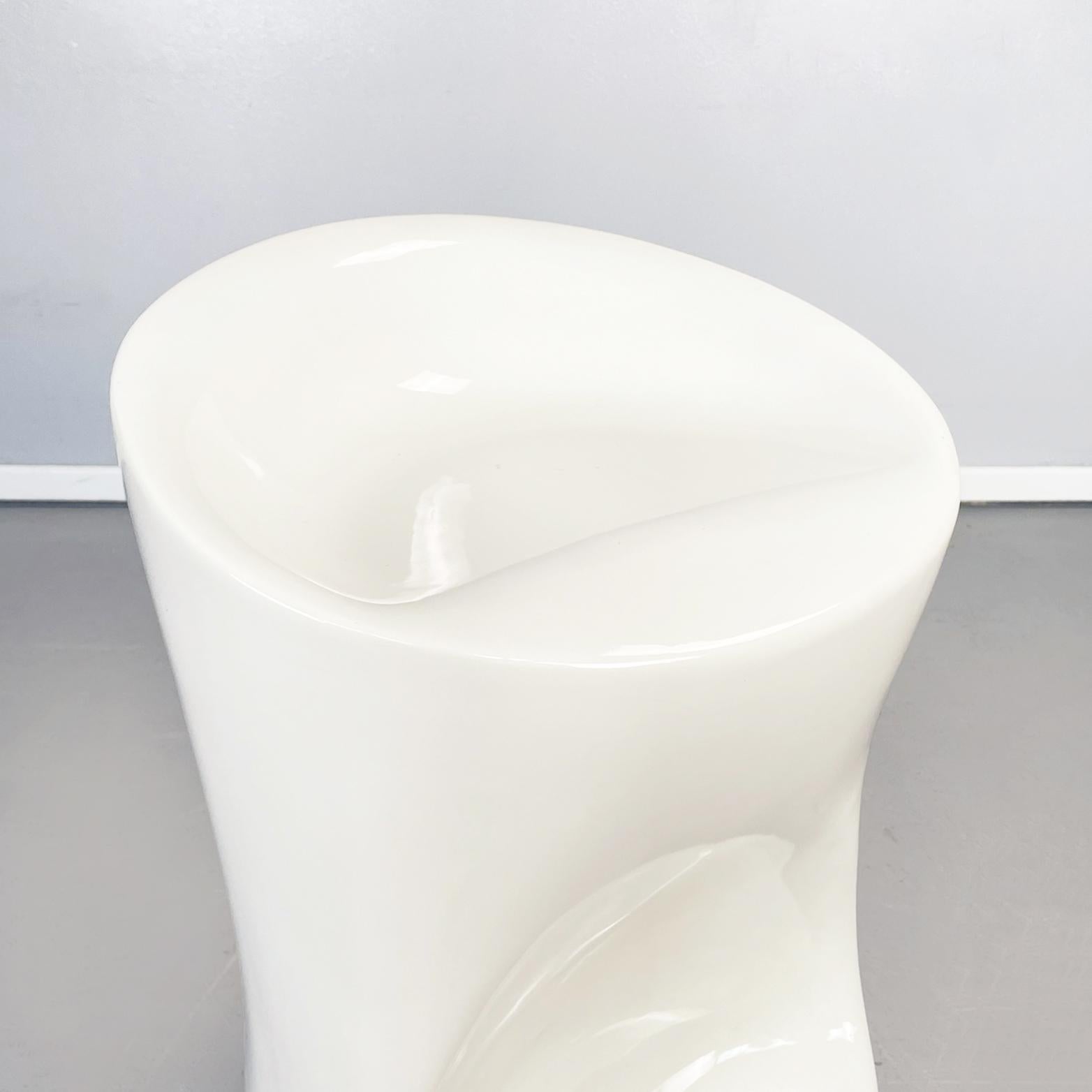 Italian Space Age Modern Stool with Footrest in White Plastic, 2000s For Sale 3